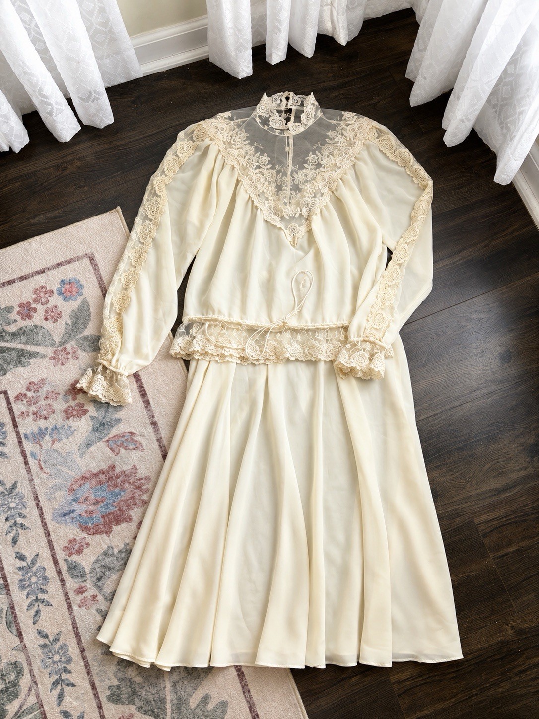 Vintage Jo Matthews 3 Piece Ivory Lace Blouse Skirt Jacket Set Union Made USA