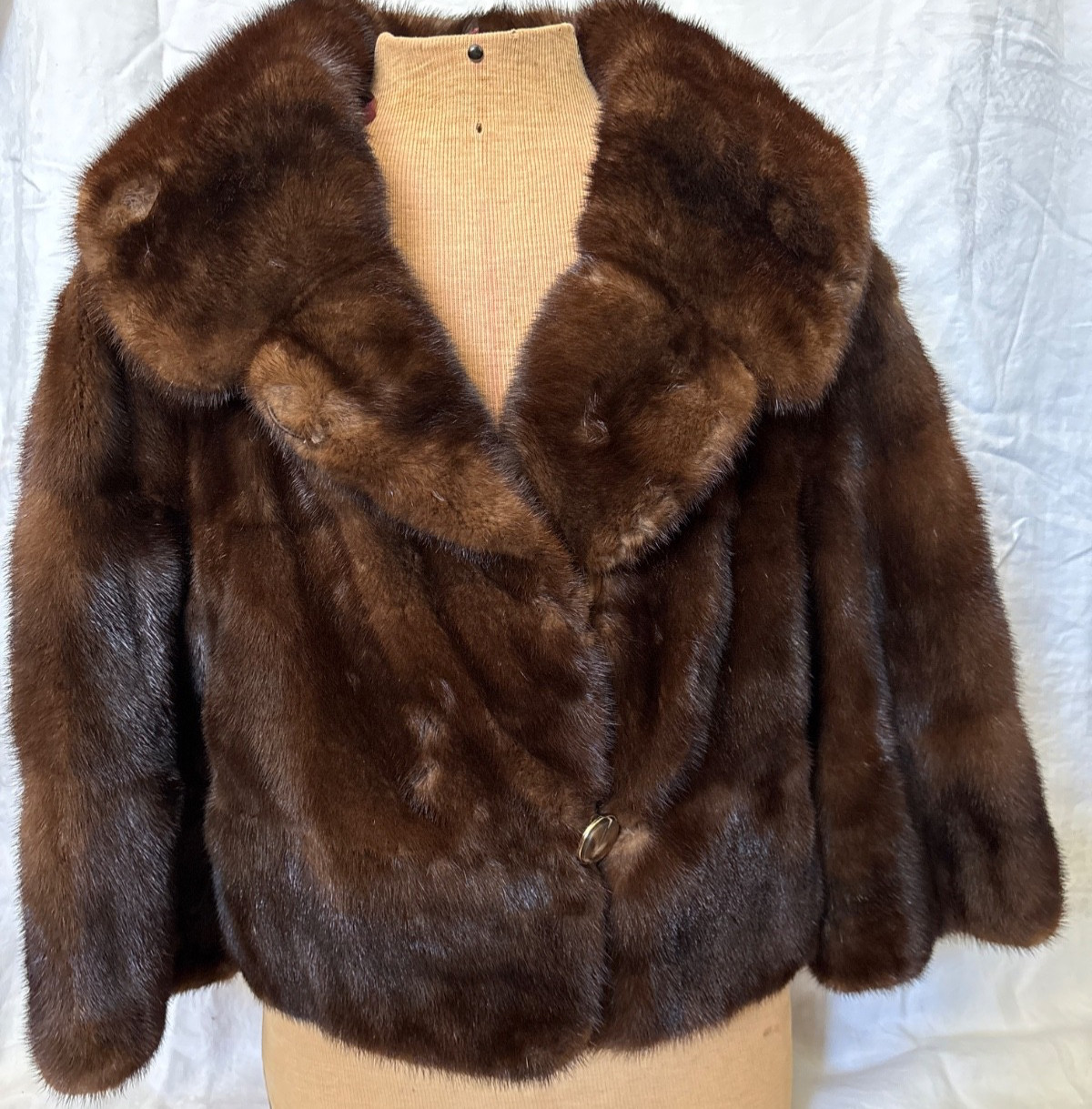 VINTAGE Brown Mink 50’s SHRUG JACKET LADIES SMALL-Shawl Collar-Bracelet Sleeves