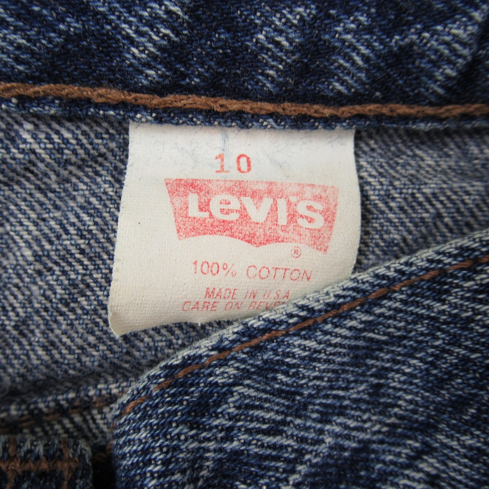 Vintage Levis 816 High Rise Tapered Mom Jean Dark Wash Made in USA Size 10 26×30