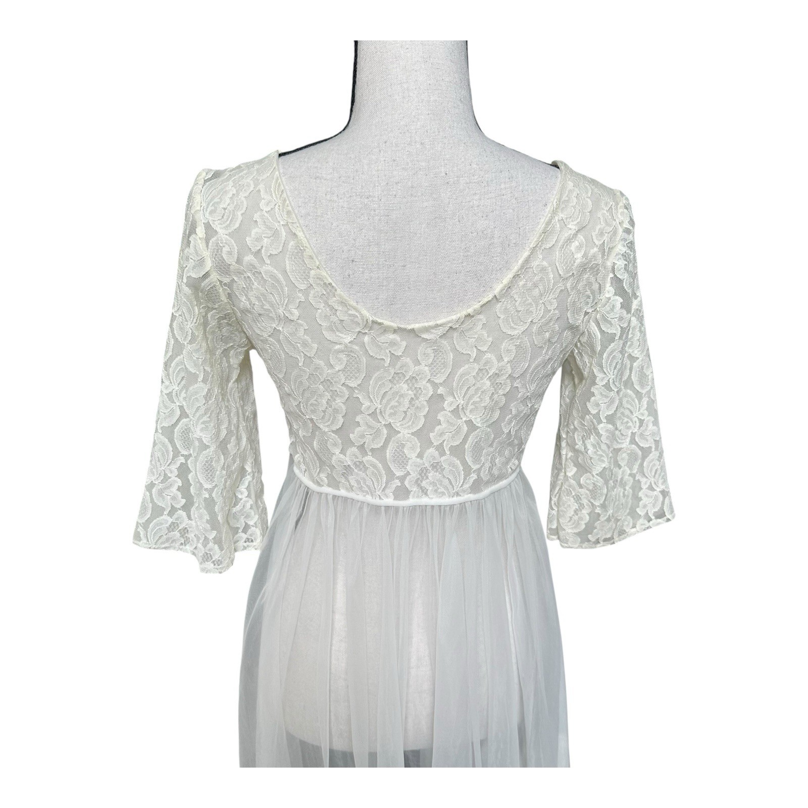 VTG 70s White Lace Sheer Robe Peignoir 3/4 Bell Sleeve Romantic Bridal Med