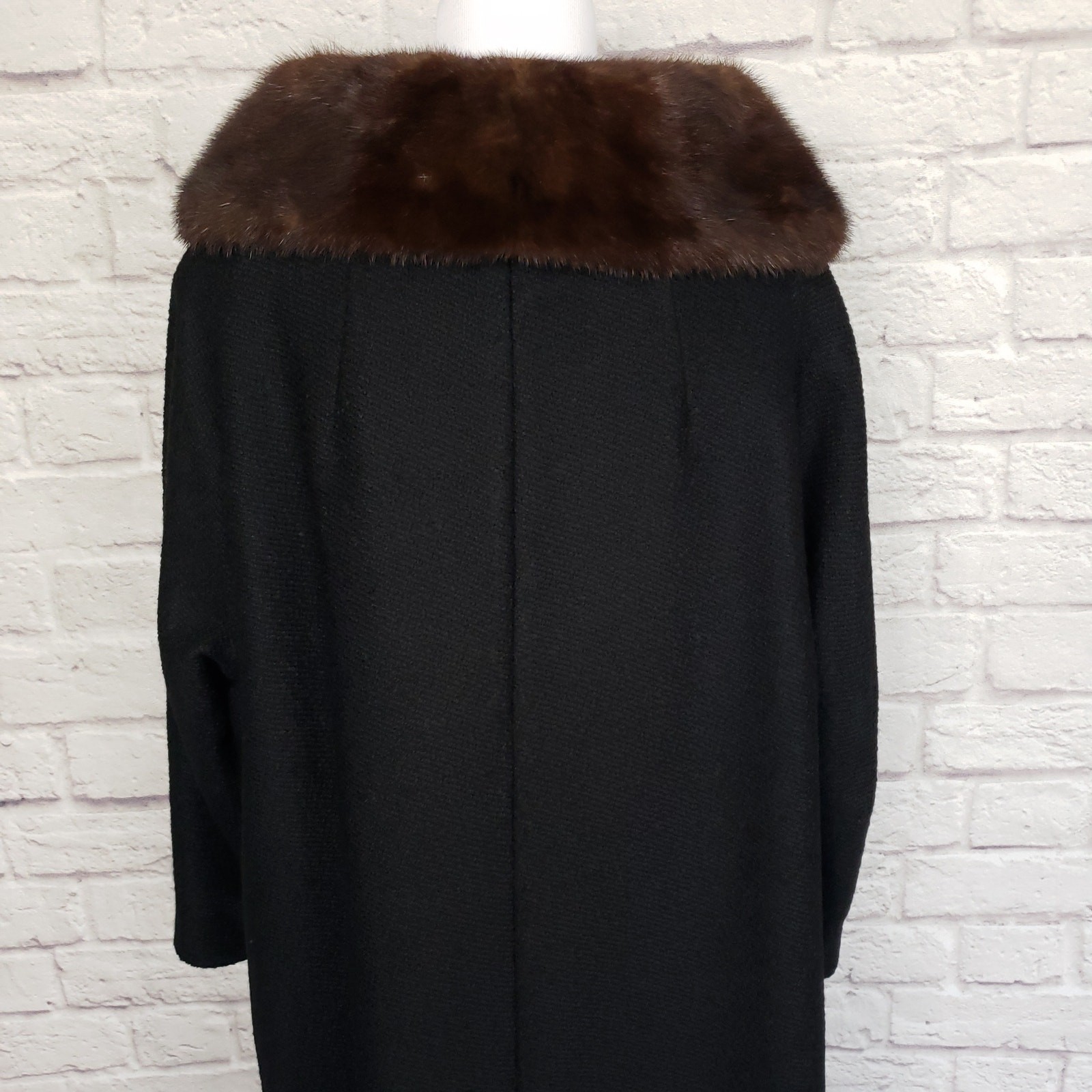 VTG Berroco Black Wool Boucle Swing Coat Mink Fur Collar Wancantuck Fits a M/L