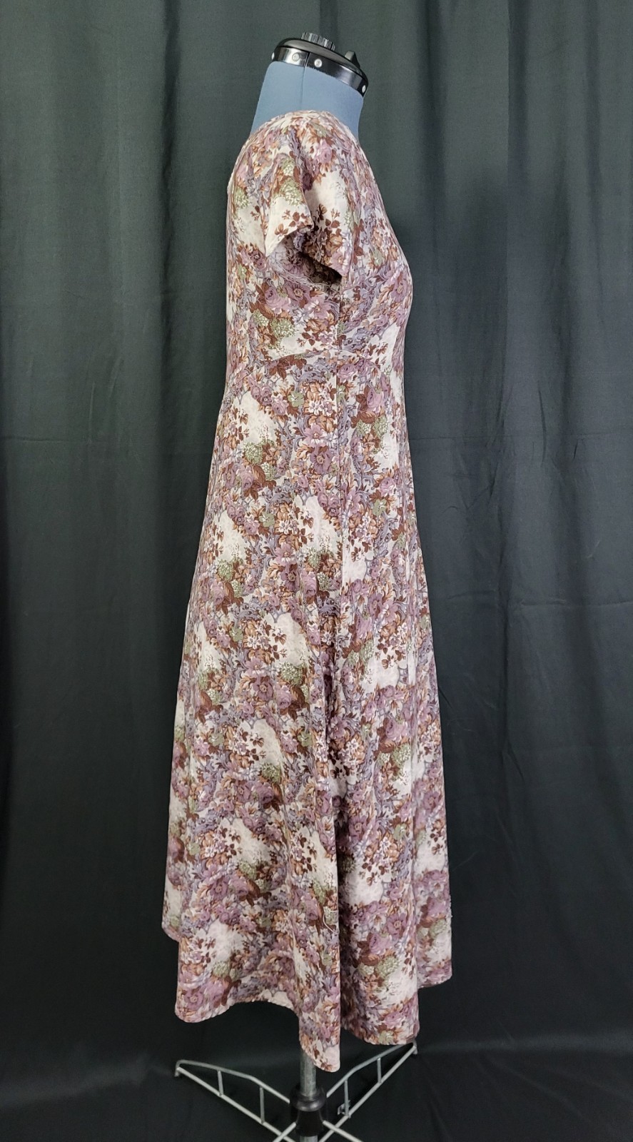 Vintage All That Jazz Muted Grey/Purple/Blue Floral Fit & Flare Dress Size XS?