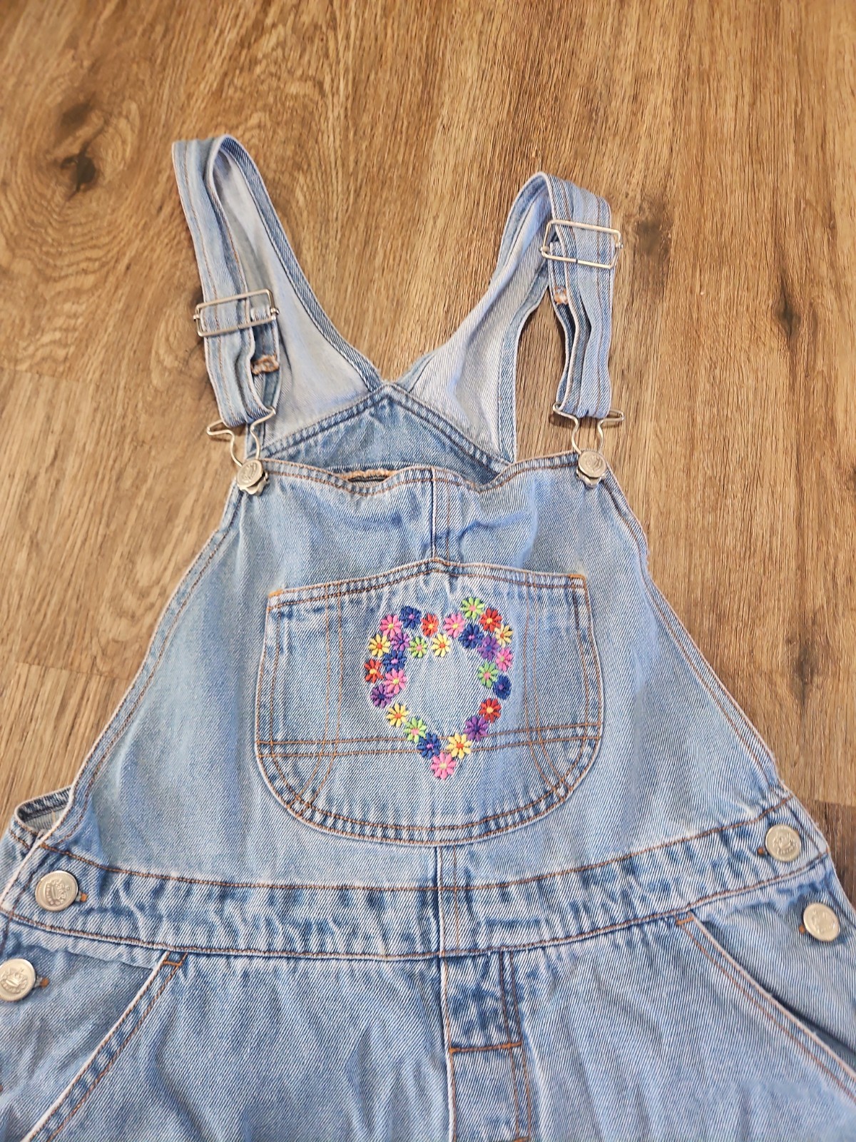 Vintage 1990s JouJou Light Blue Denim Straight Leg.Embroidered Jeans Overalls LG