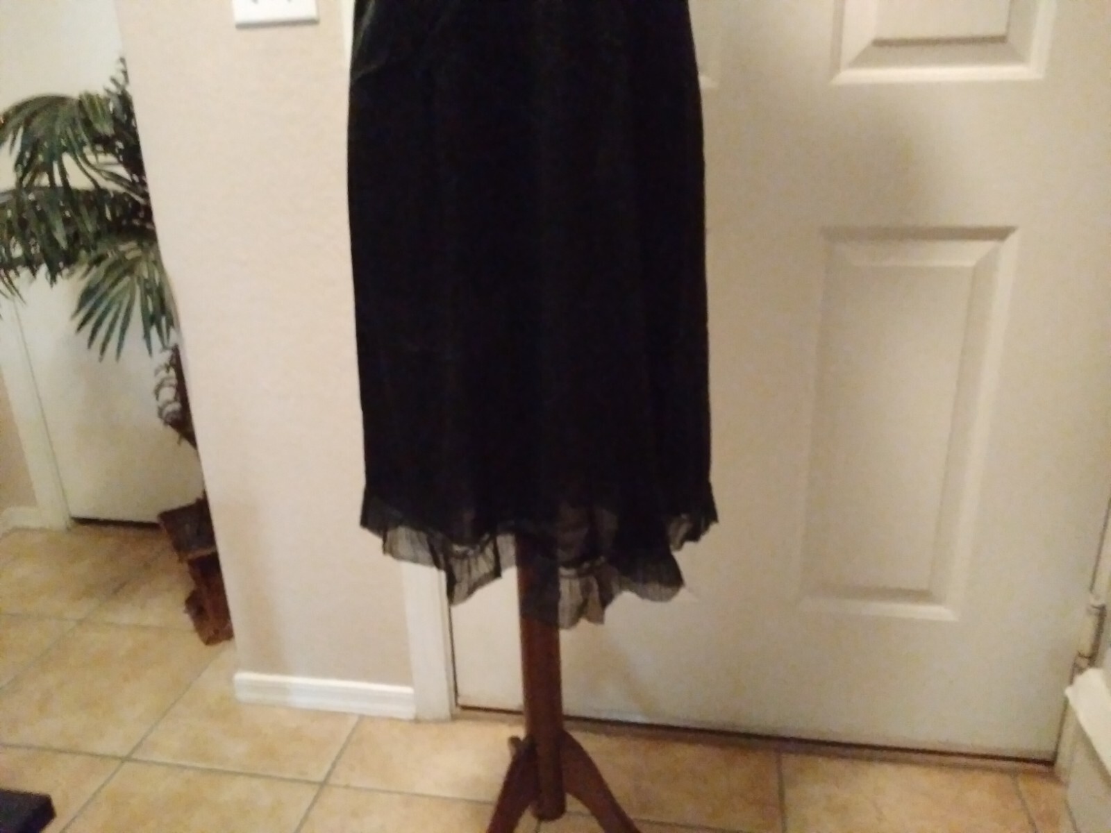 Womans Vintage Full Slip Dress Chemise European SZ Small Black Full Lace Bodice