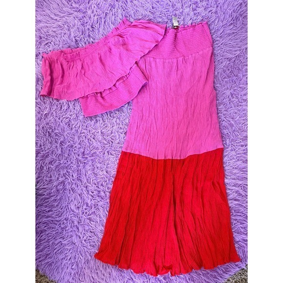Vici dolls Flying tomato 2 piece skirt and top set pink and red size medium