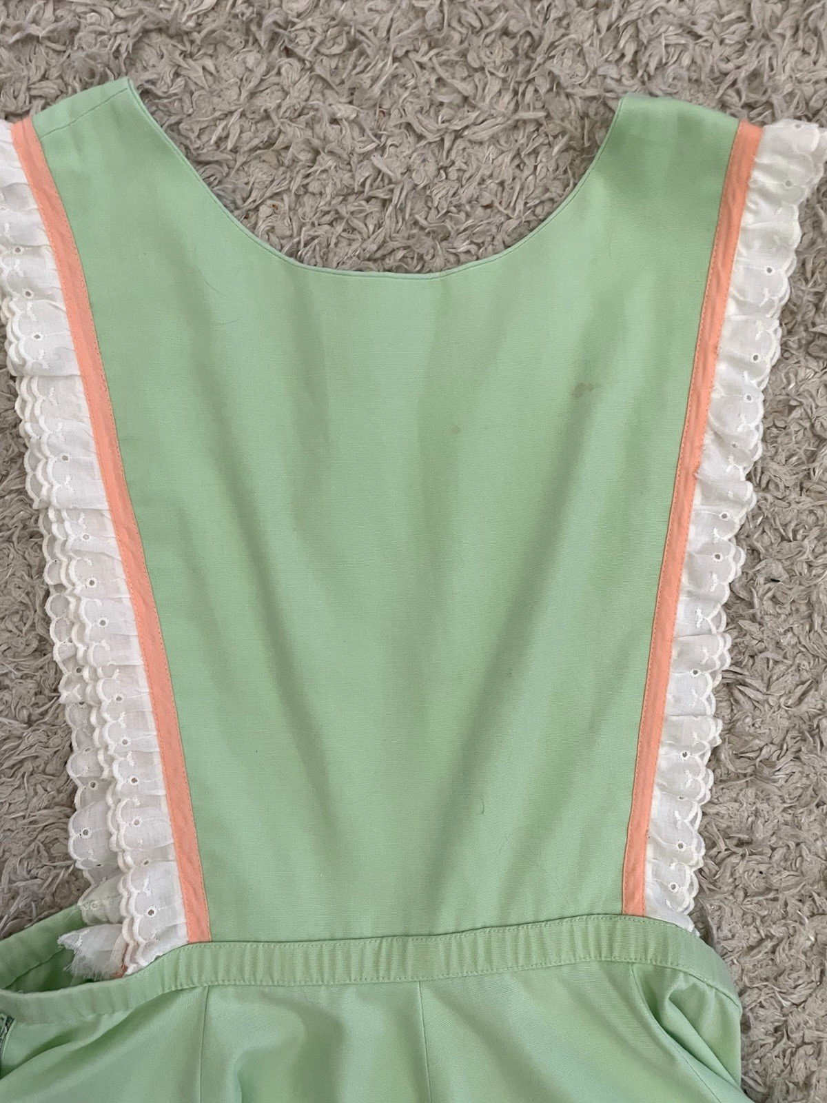 Vintage Handmade Apron Dress Novelty Fruit Applique Eyelet Lace Ruffle Trim LG