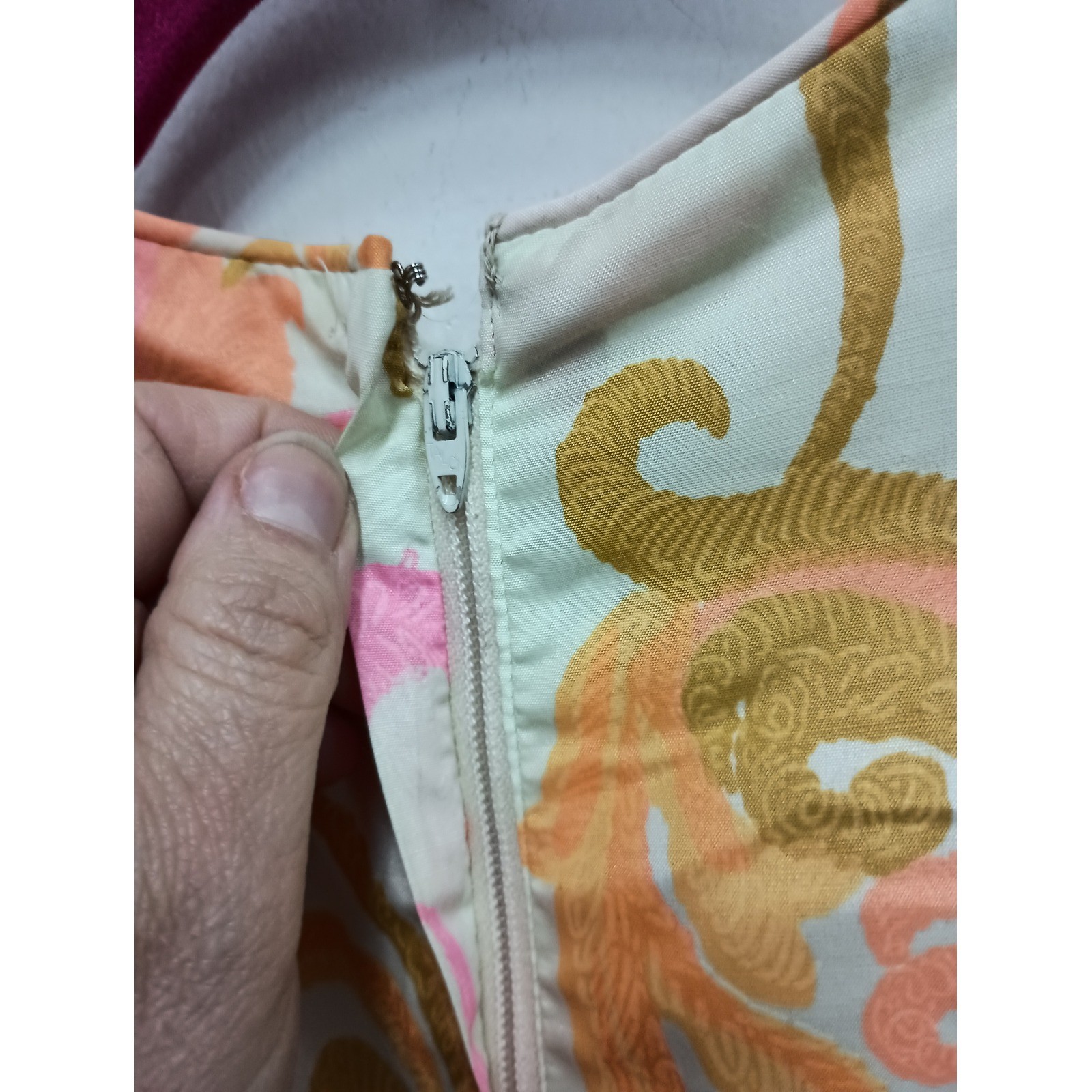 VTG Gay Gibson Dress Womens 4 Pink Orange Floral Psychedelic Sleeveless Pleated