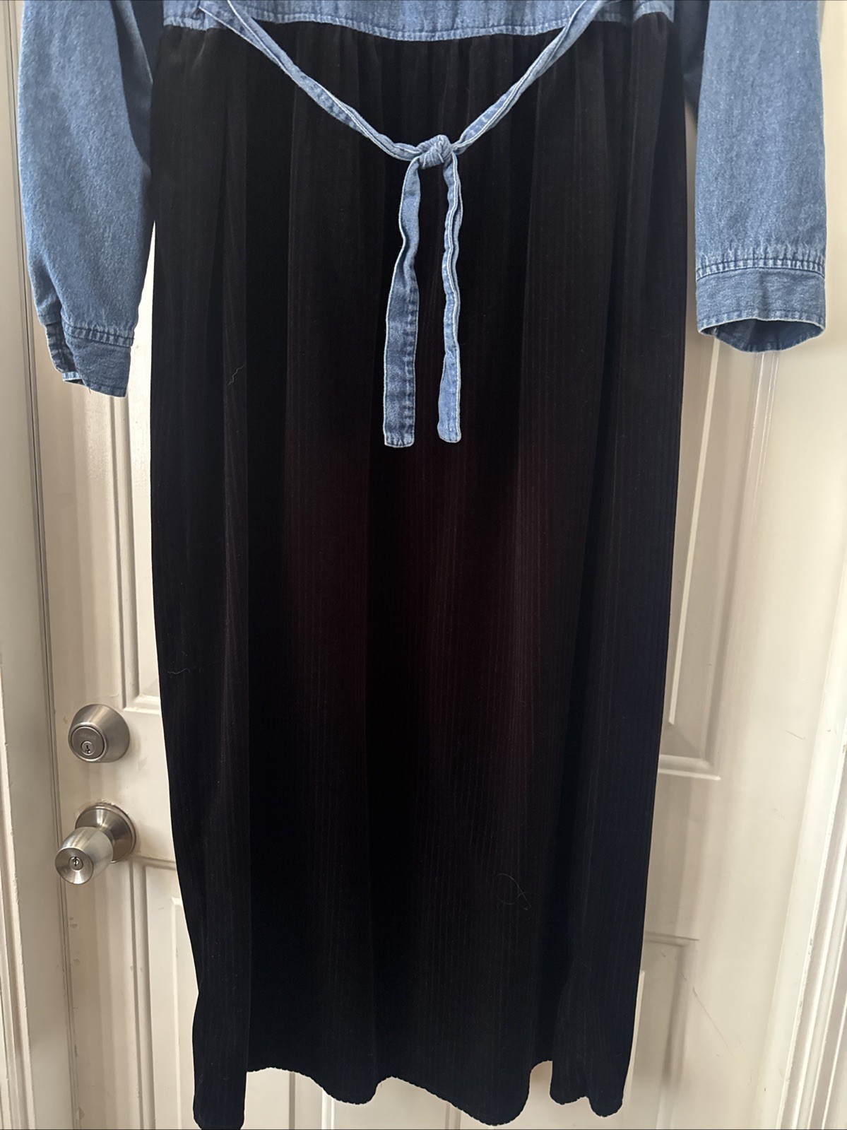 VTG 80’s C Studio Denim & Black Velvet Dress with Lace Collar Size 14