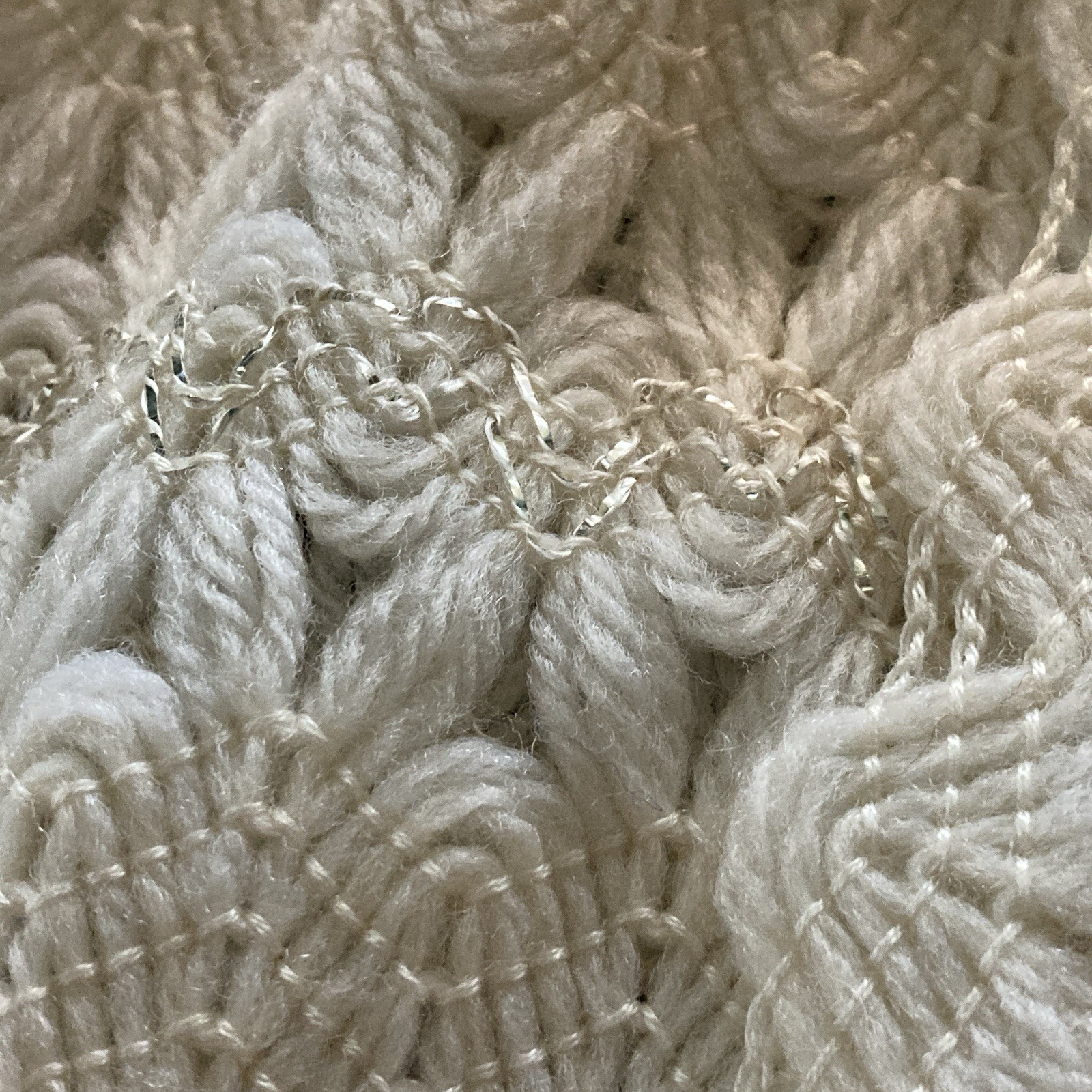 Vintage 40s 50s Ivory Crocheted Shrug Sweater Cardigan Bolero Scallop Womens