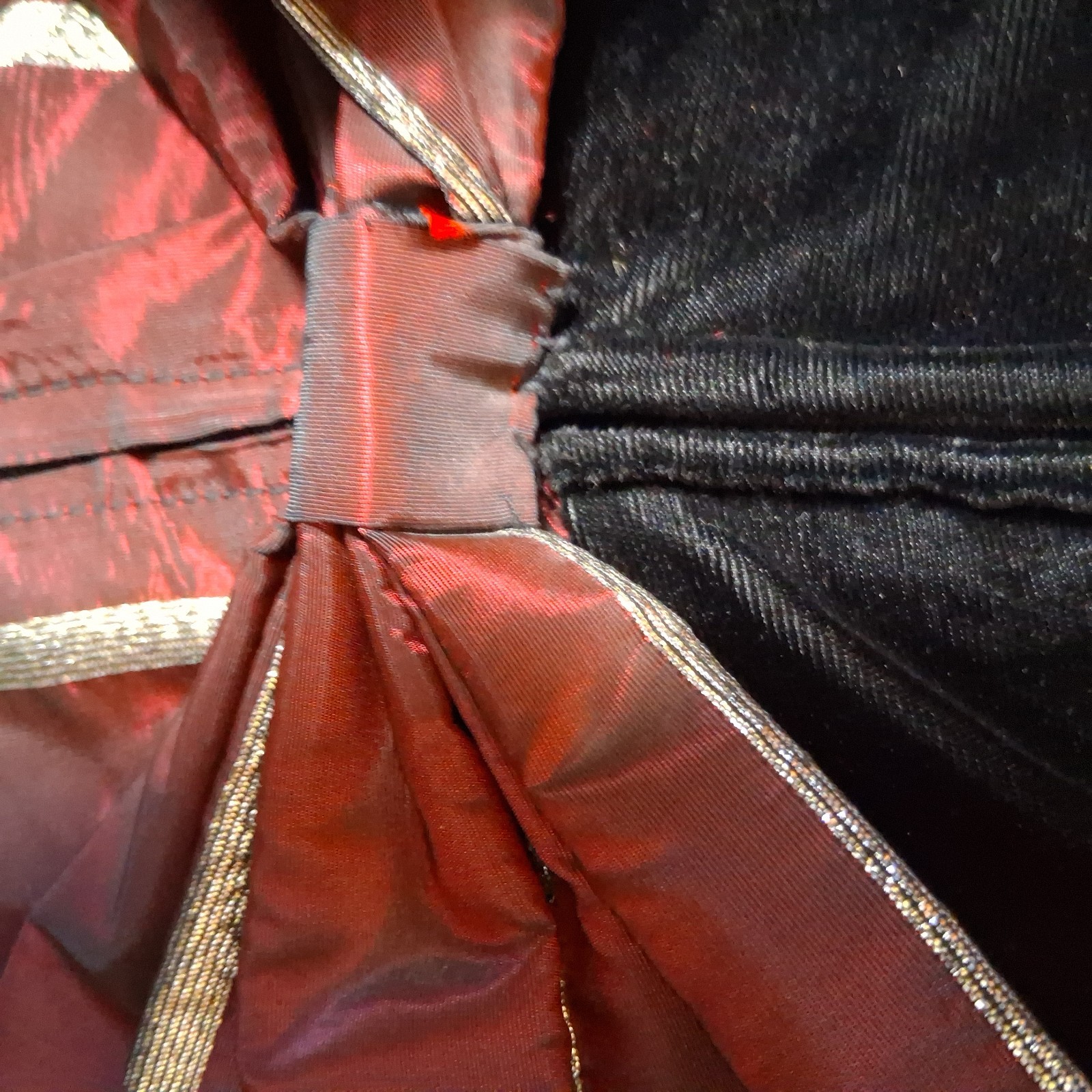 Vintage Jessica McClintock Gunne Sax Dress 13/14 Black Velvet Burgundy Gold Bow