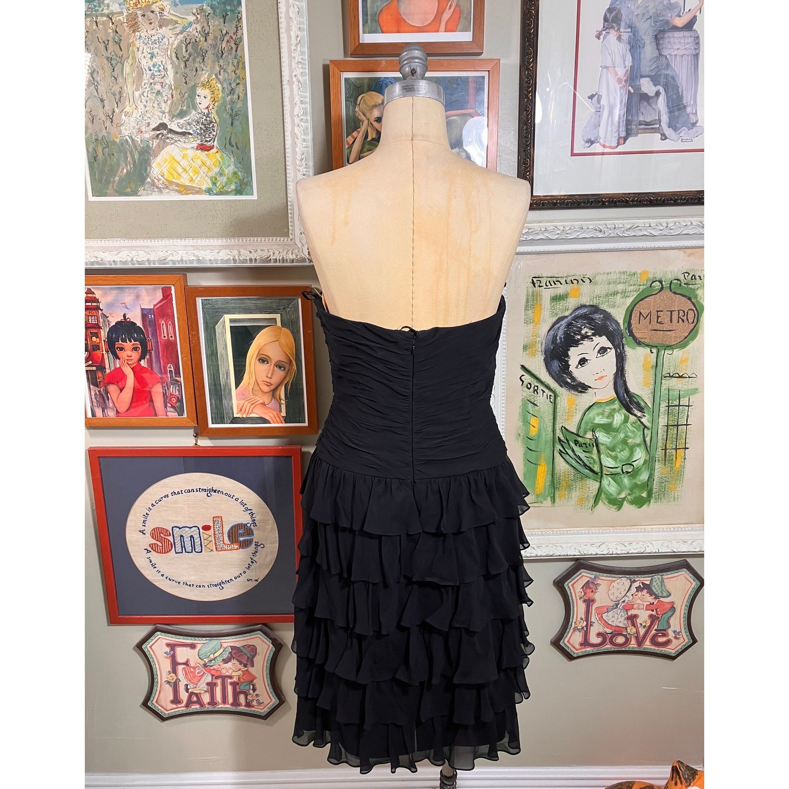 Vintage 1980s Kay Unger New York Silk Strapless Dress Ruffled Layered LBD