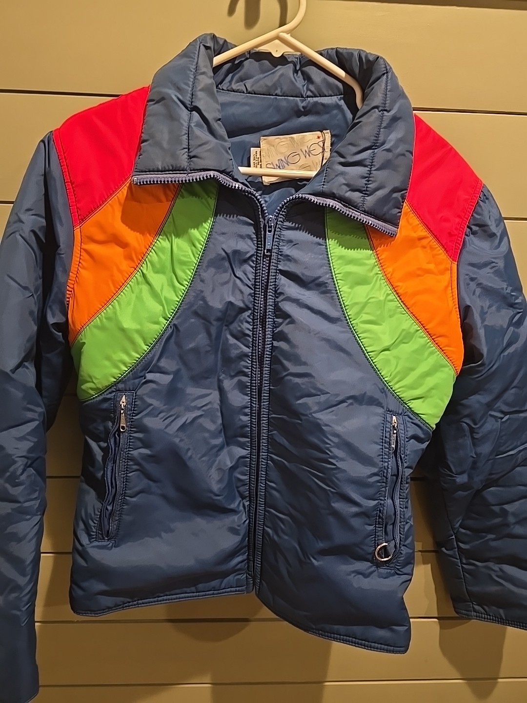 1980s Swing West rainbow striped puffer ski jacket. Size Small Great Condition!