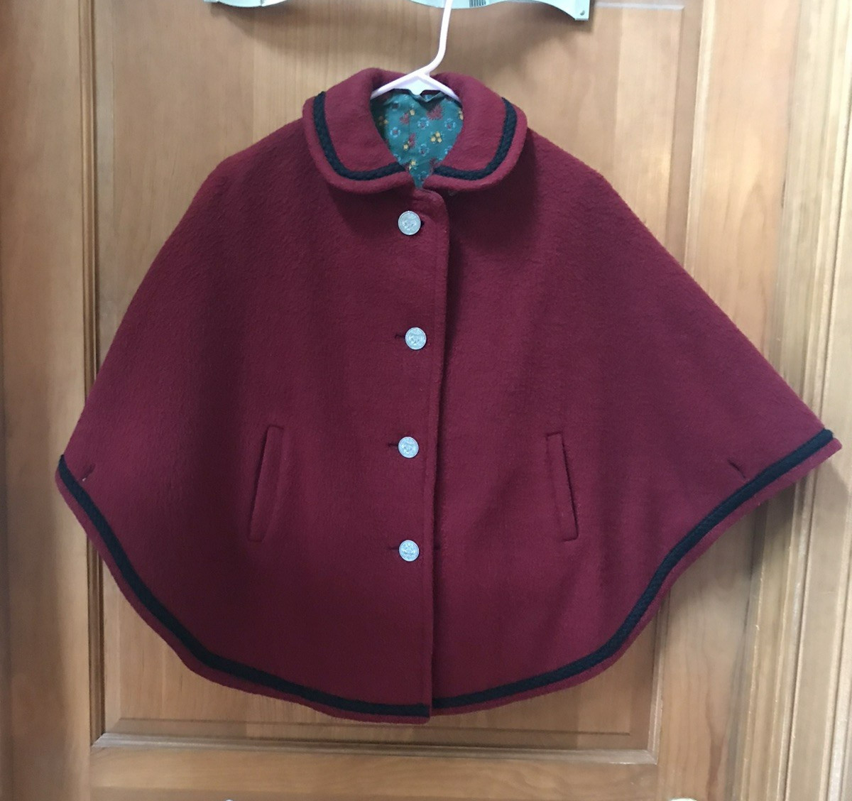 Vtg Specizal Loden Austrian Wool Cape Coat Red /Green Floral Lining S/M