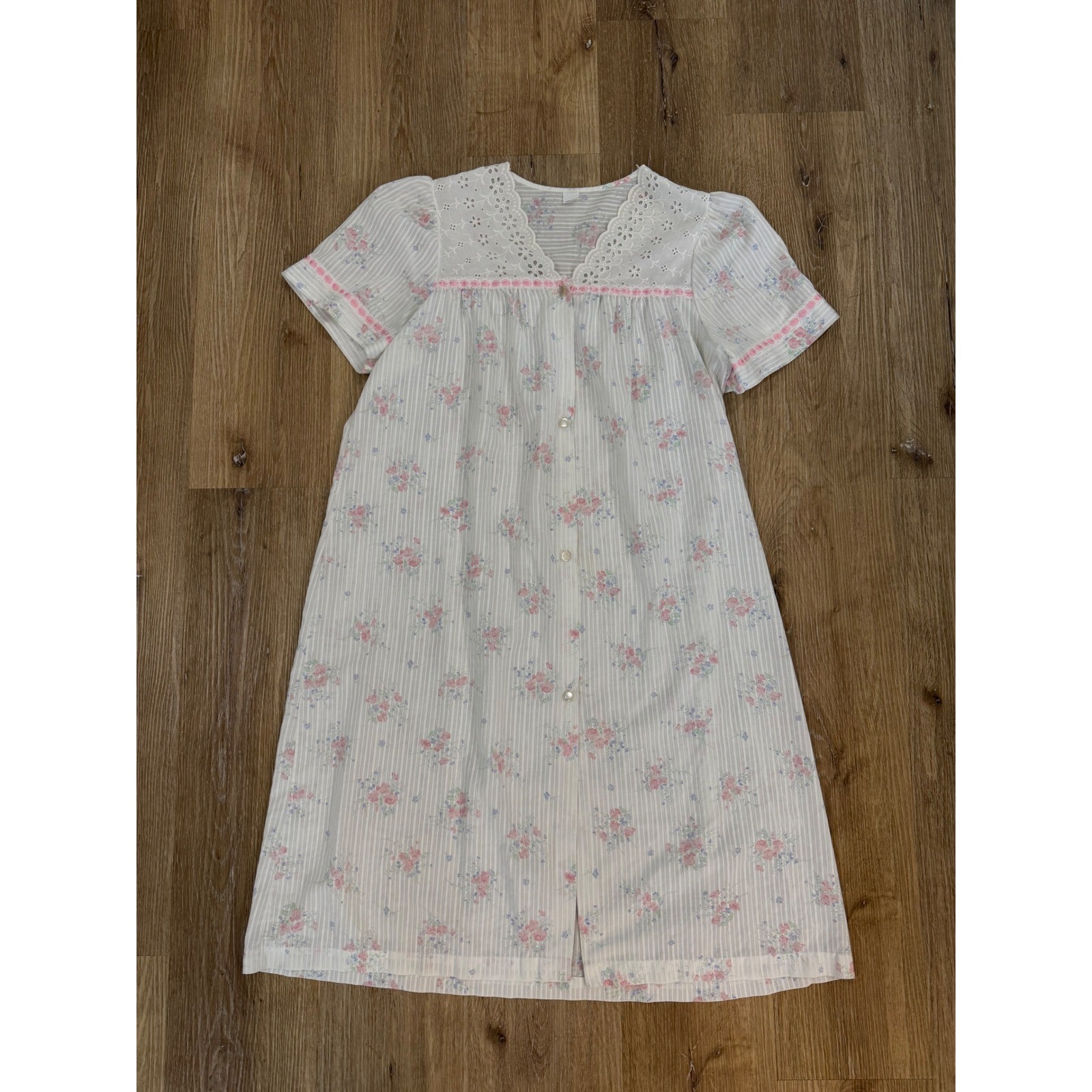 Sears VTG Floral Eyelet Lace Nightgown Women M White Pink Housecoat USA Coquette