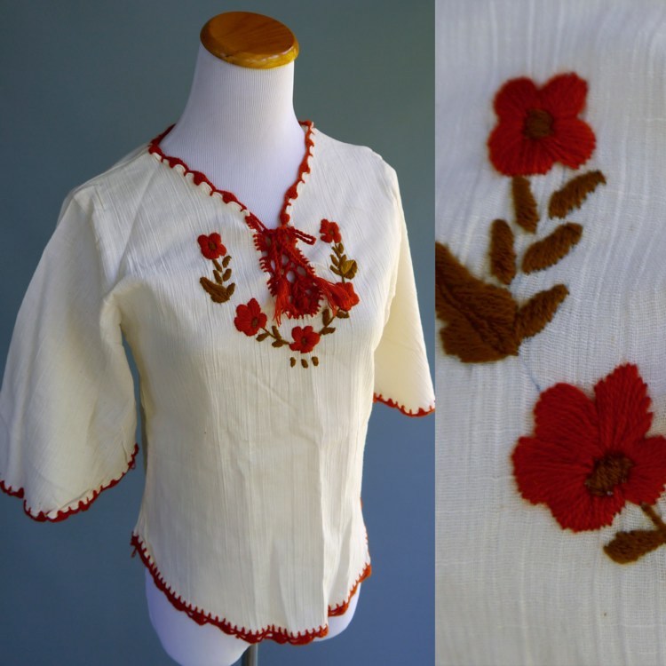 VTG 70s Mexican Cotton Gauze Top Floral Embroidery Yarn Crochet Trim NOS New S