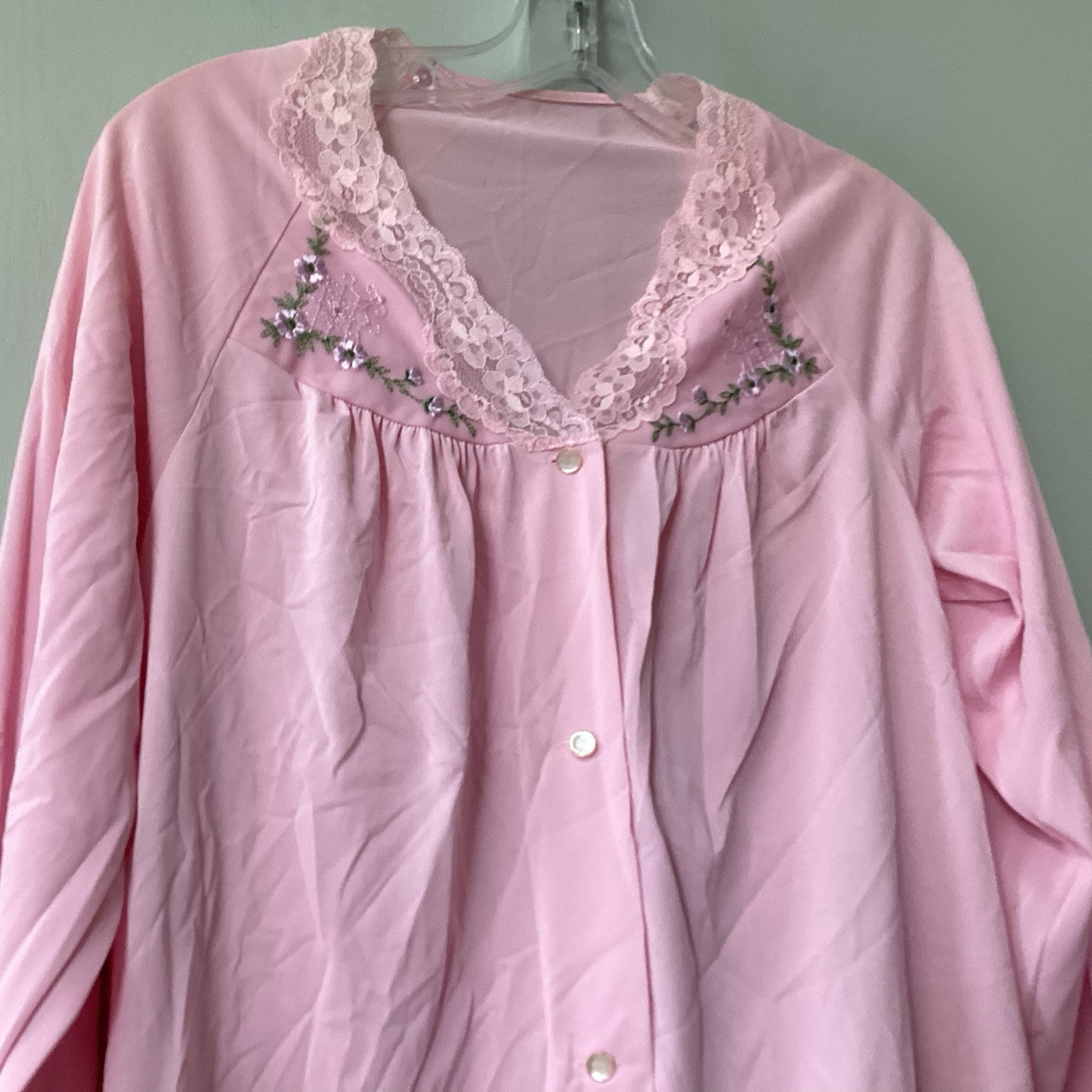 Vintage 70’s Pink Night Gown Ruffle Button Sissy Large Button Down Long Sleeve