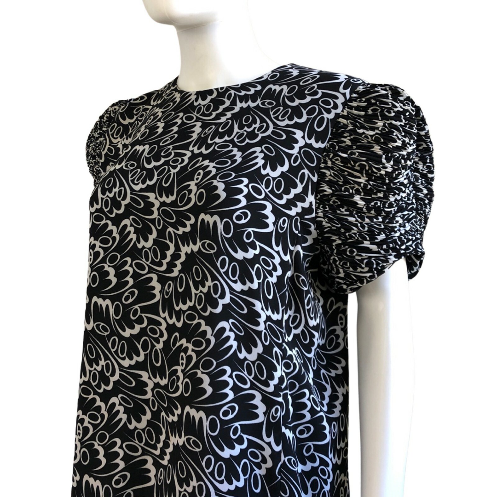 Vintage Fancy Dress 1980s New Old Stock Black White Ruffle Sleeve Hem Size Small