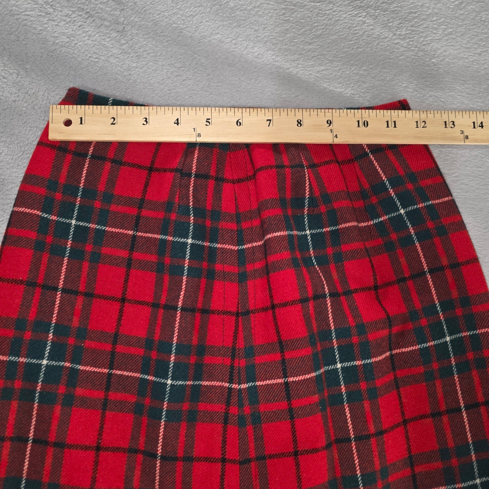 Vintage Pendleton Red Plaid Wool Skirt A-Line Tartan Size 8 (check measurements)