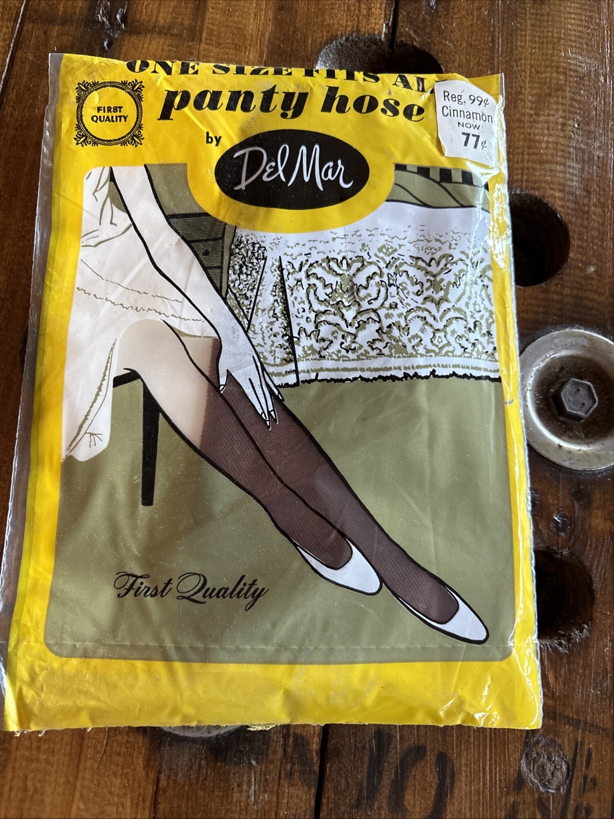 Vintage 1960s Delmar One Size Fits All Pantyhose Color Cinnamon