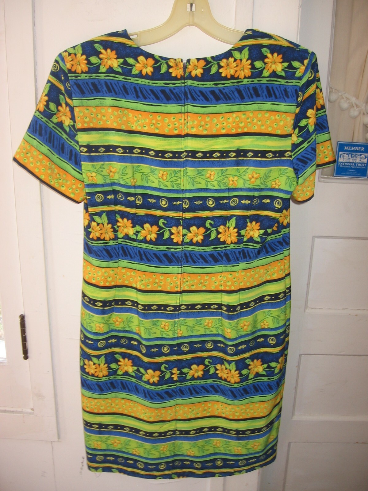 VINTAGE SAG HARBOR BLUE/YELLOW/GREEN FLORAL POLYESTER MINI DRESS – 10 PETITE