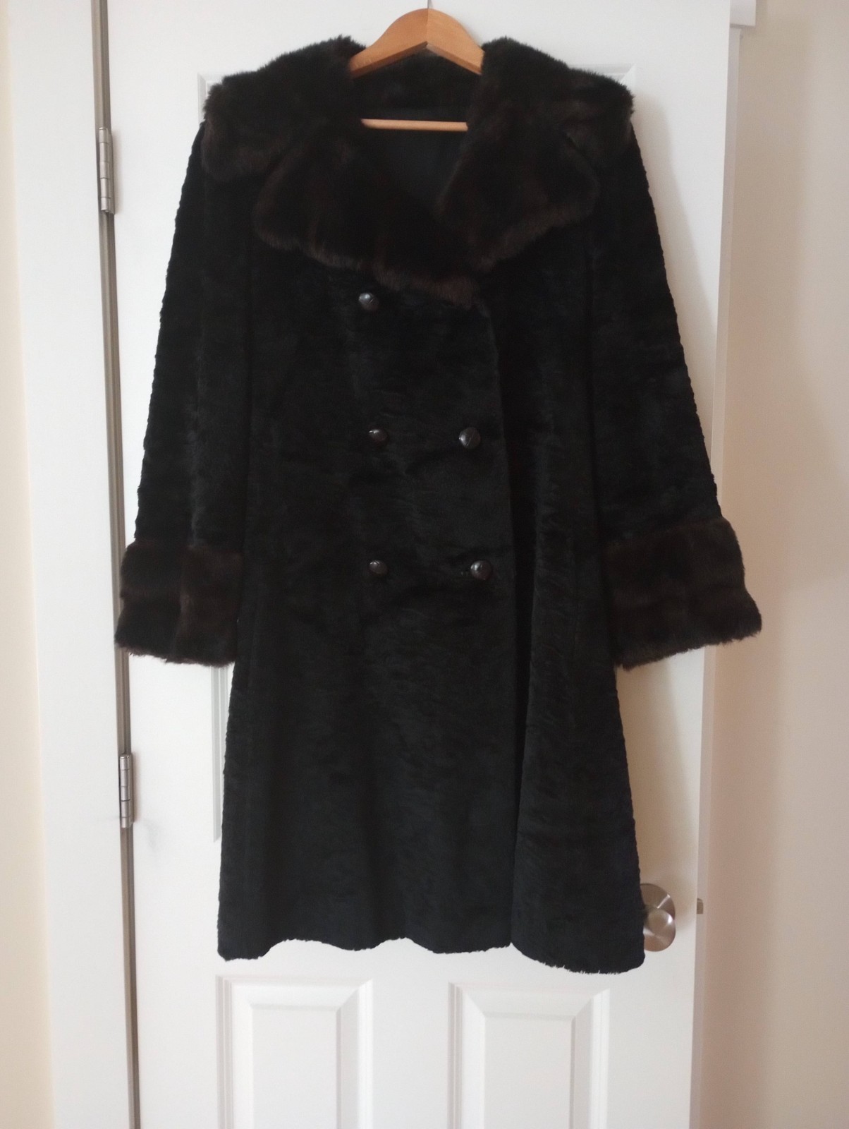 Vintage Aristocrat Persian Lamb Coat – size 14