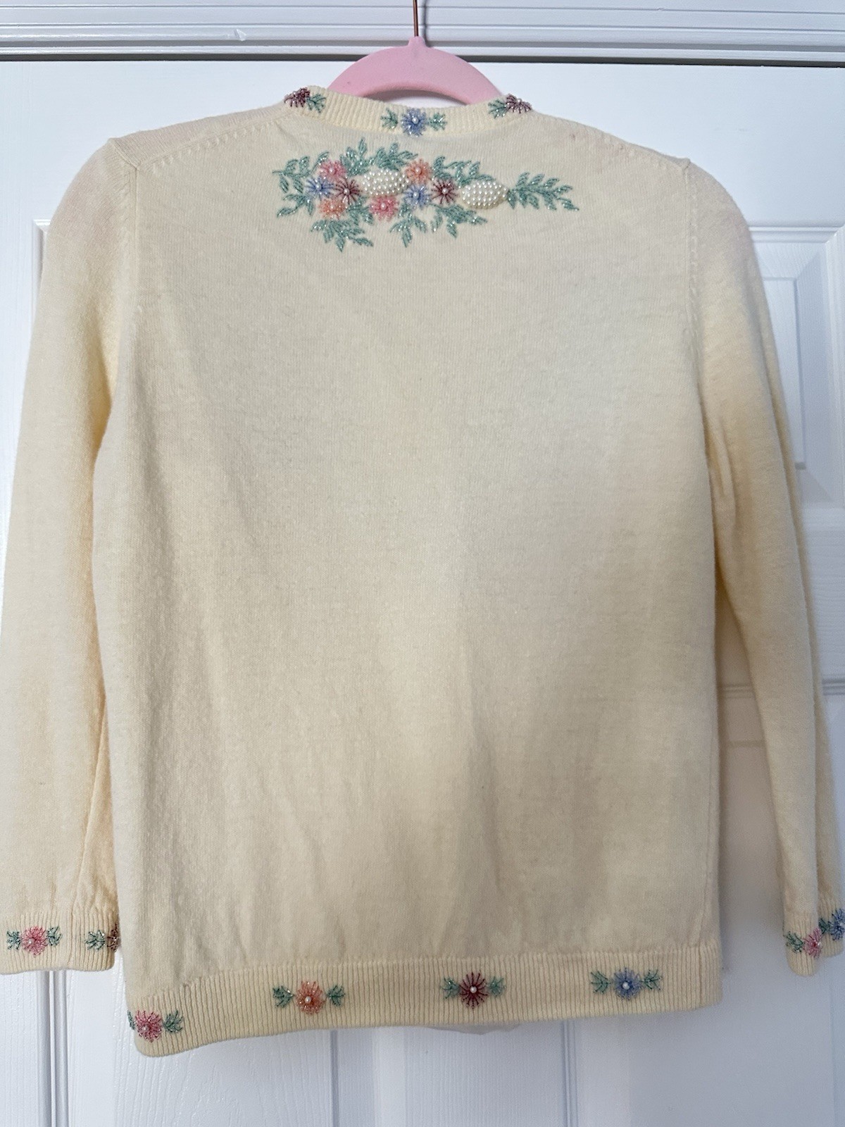 Vintage 1950s 1960s Heavily Beaded Grape Cardigan Pearl Buttons Size 40