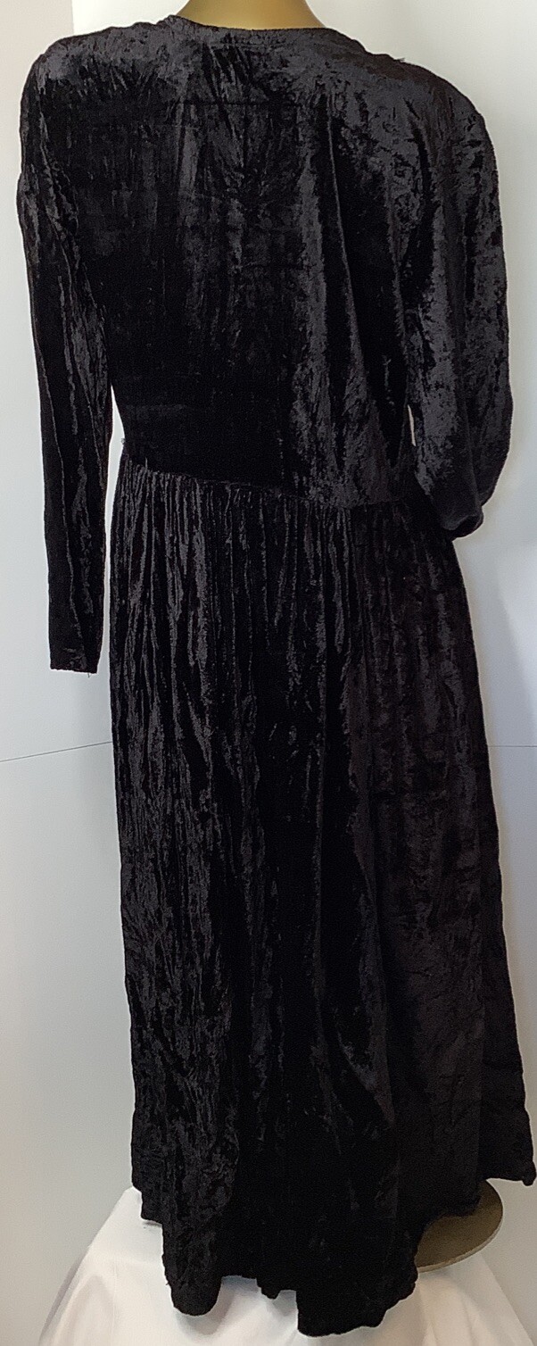 Vintage Star Of India Dress Size Medium Black Velvety Long Sleeve Made In India