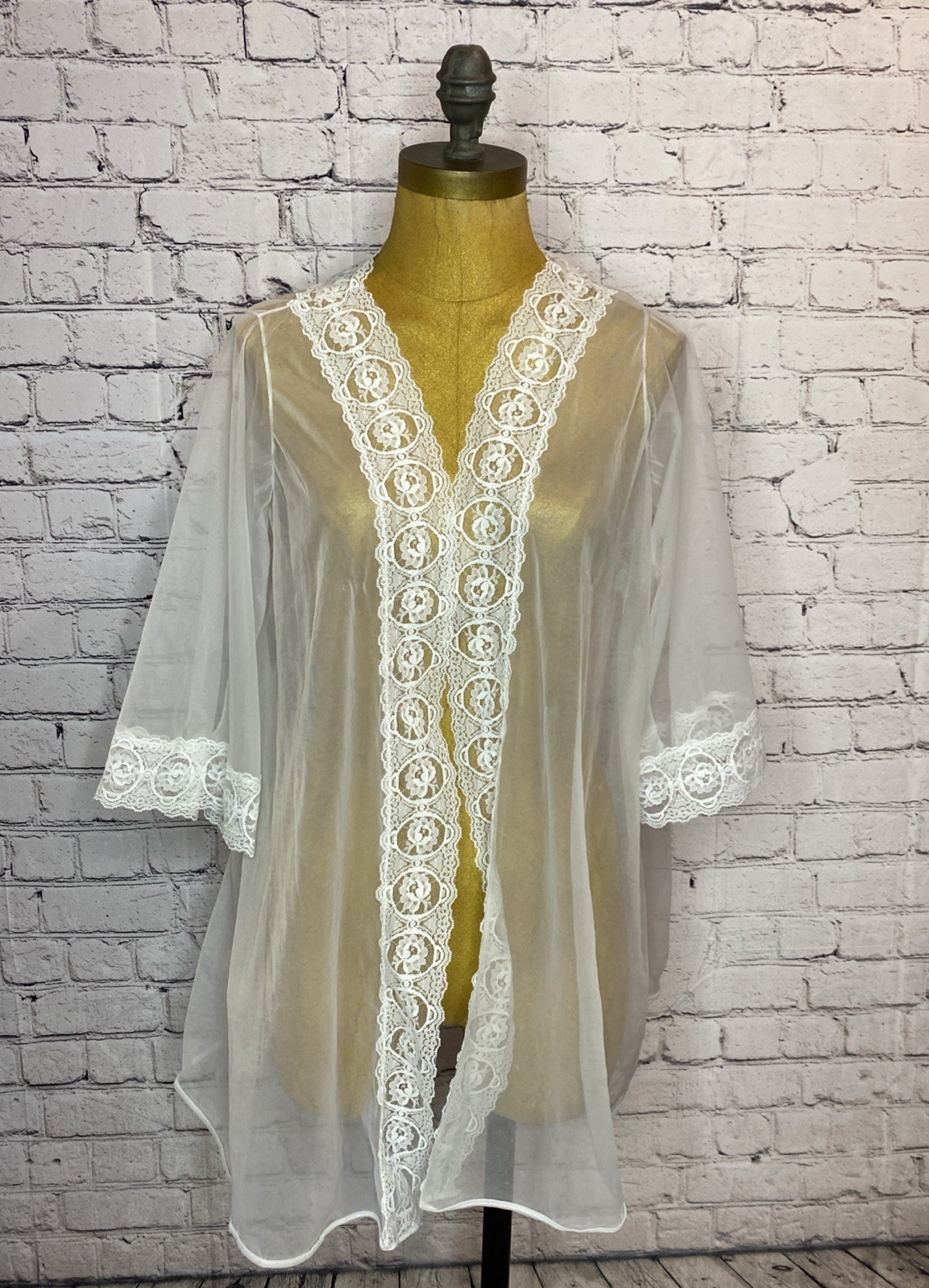VTG Pandora Chic Sheer White Chiffon Nylon Robe Lingerie California Made S/M