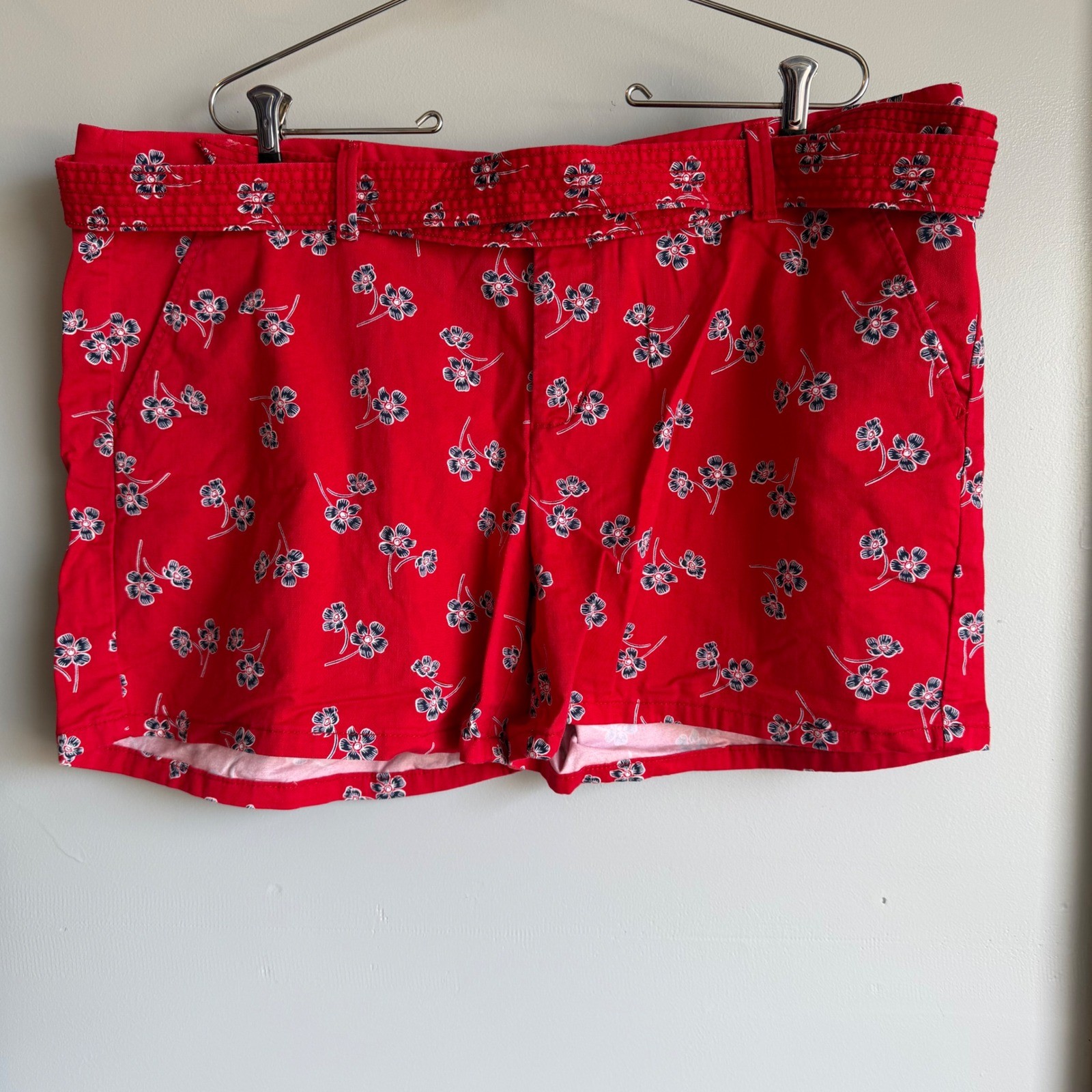 Vintage 90s Liz Claiborne Red Floral Cotton Belted Shorts Size 18 XL