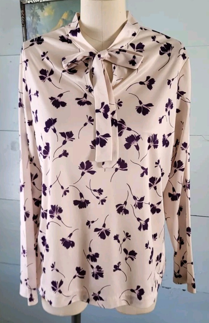 Vintage Floral Tie Neck Blouse M? NPC Fashions PA Purple and Off White