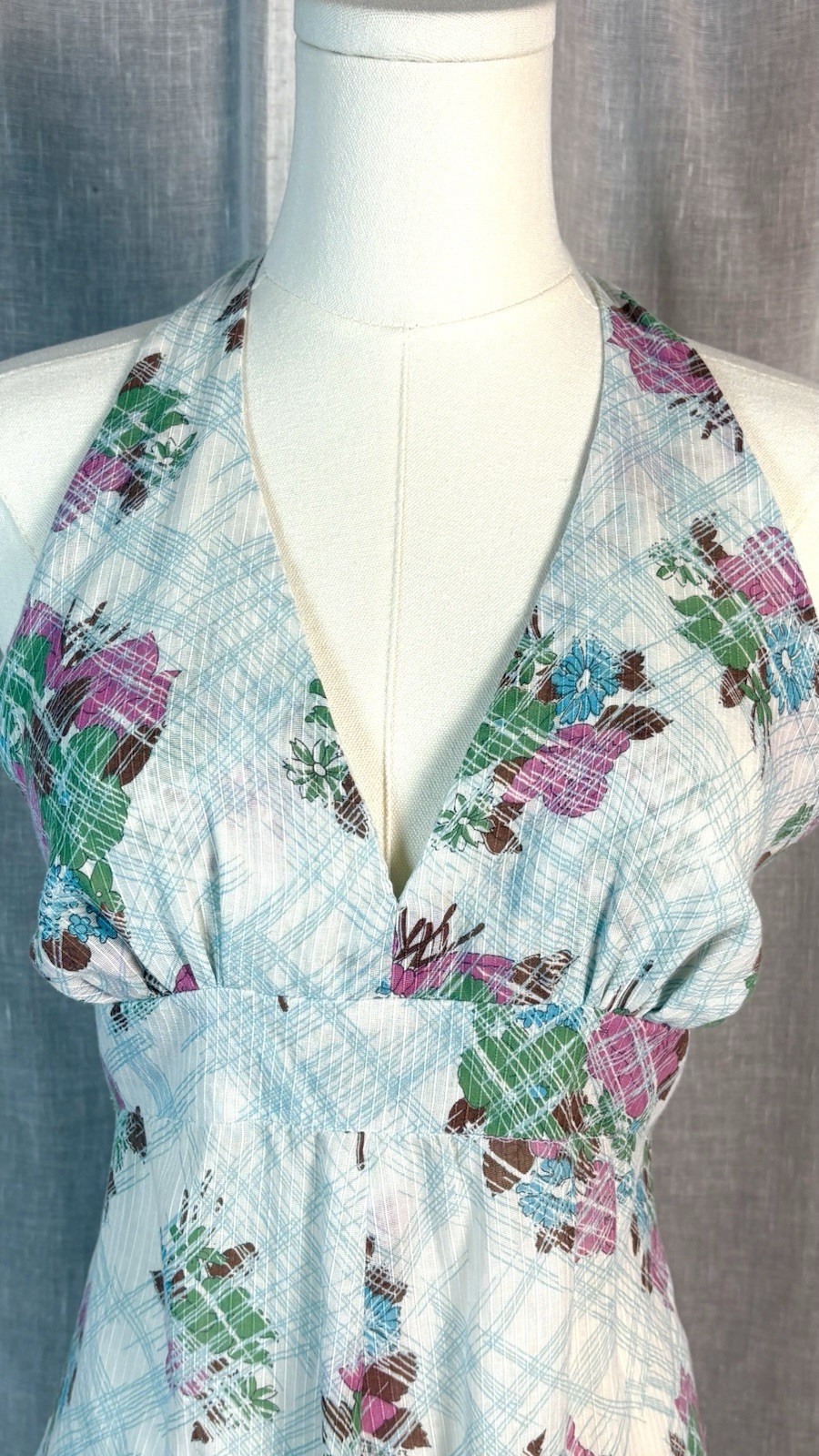 Vintage 70’s White Halter Maxi Dress Floral Backless Boho Hippie Size XS Small