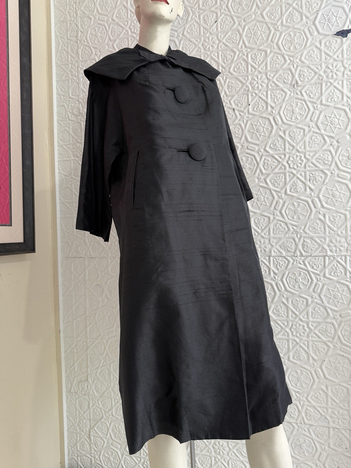 Vintage 1960 black silk saks fifth avenue ladies coat Mod swing part evening med