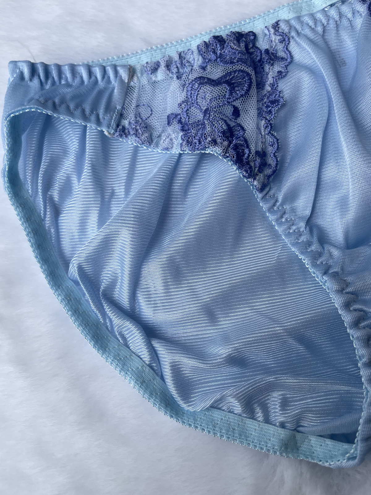 Slippery Blue Nylon Panty Vintage Silky Sissy Bikini Lace Briefs SZ.6 Hip 36-38″