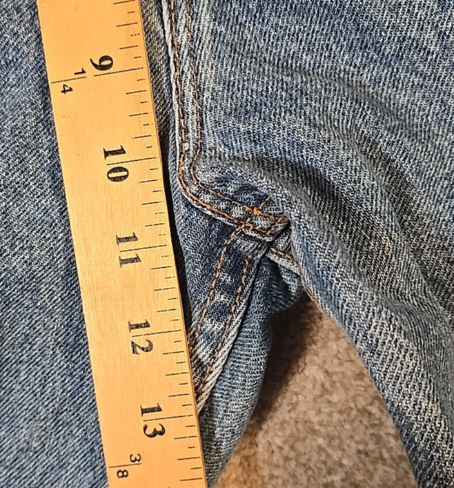 Levi’s 962 Vintage Loose Fit Straight Med Wash Orange Tag USA Made Juniors 11 M