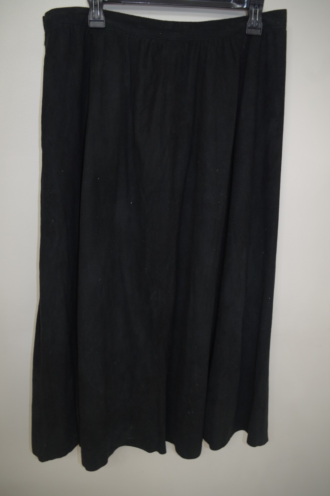 C11 VIVIENNE TAM Black Soft Suede Leather Flared Mid Length Skirt 16 Lined