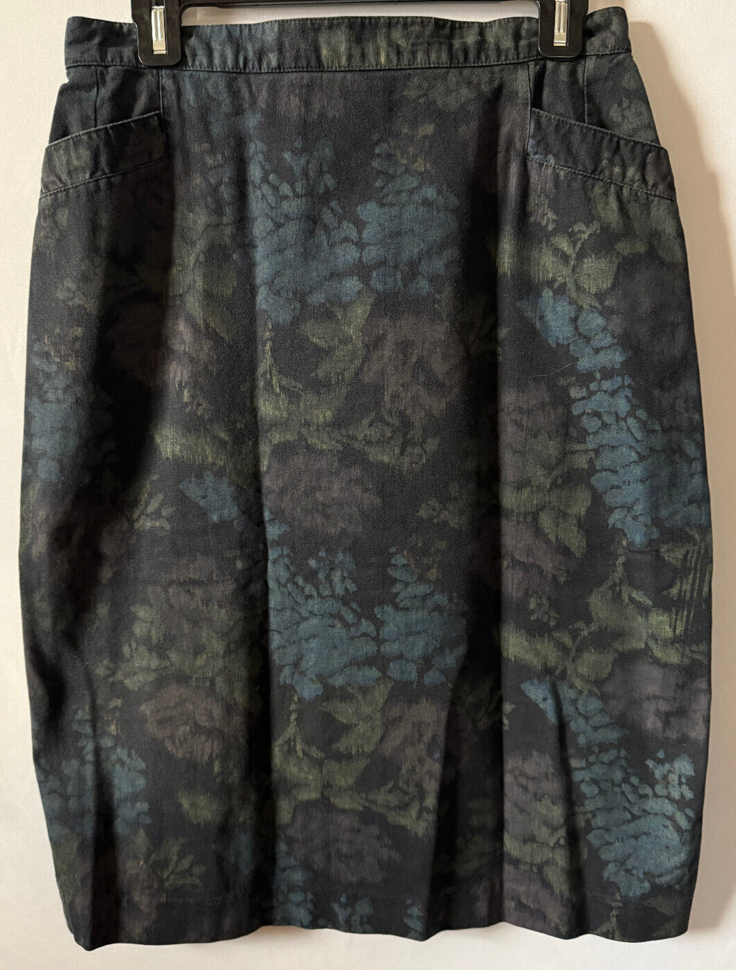 vtg Forenza Sportswear floral black denim pencil skirt back buttons 31″ waist