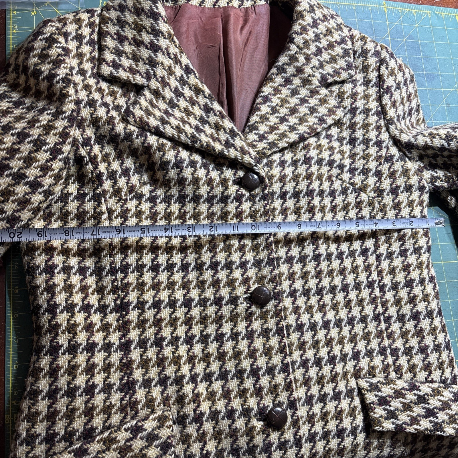 International Ladies Garment Workers Union Brown Beige Wool Houndstooth Coat 60s