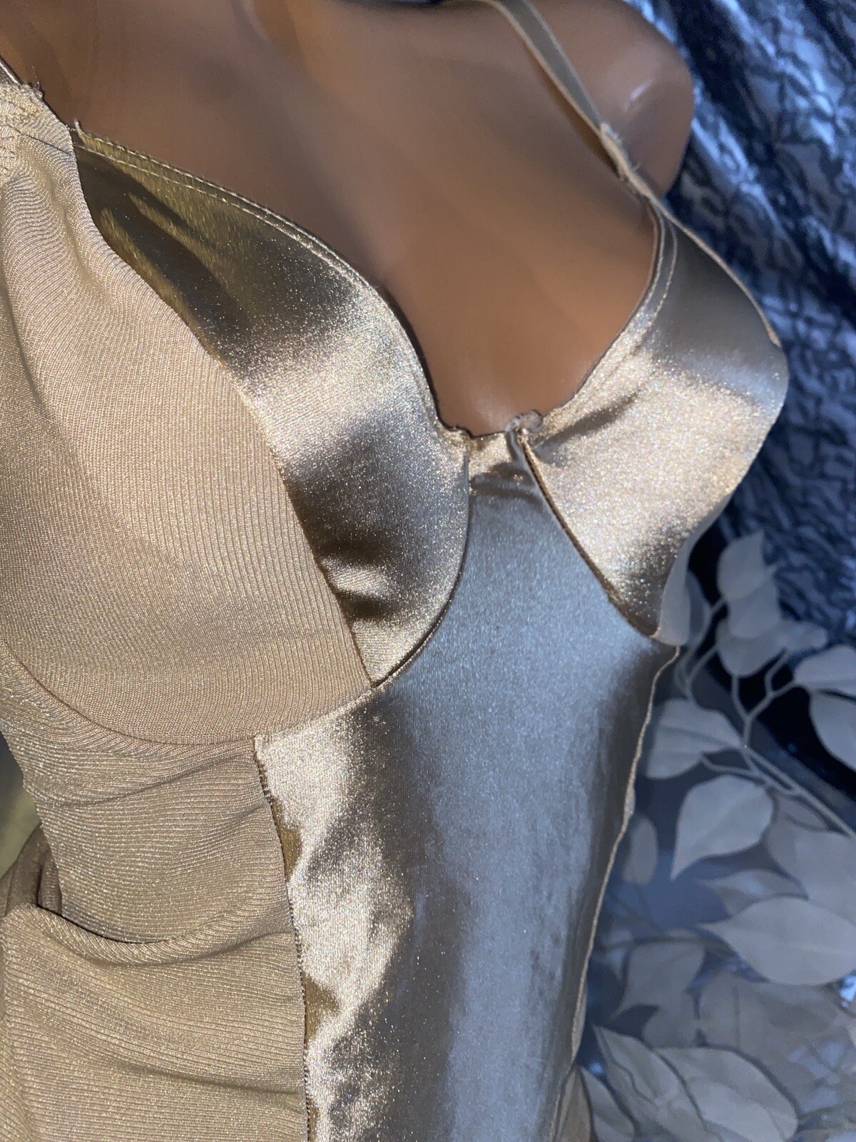 VTG REAL SATIN GOLD SHINY BRA CAMI TOP TUMMY CONTROL NIPPER SMOOTHIE 34C UW