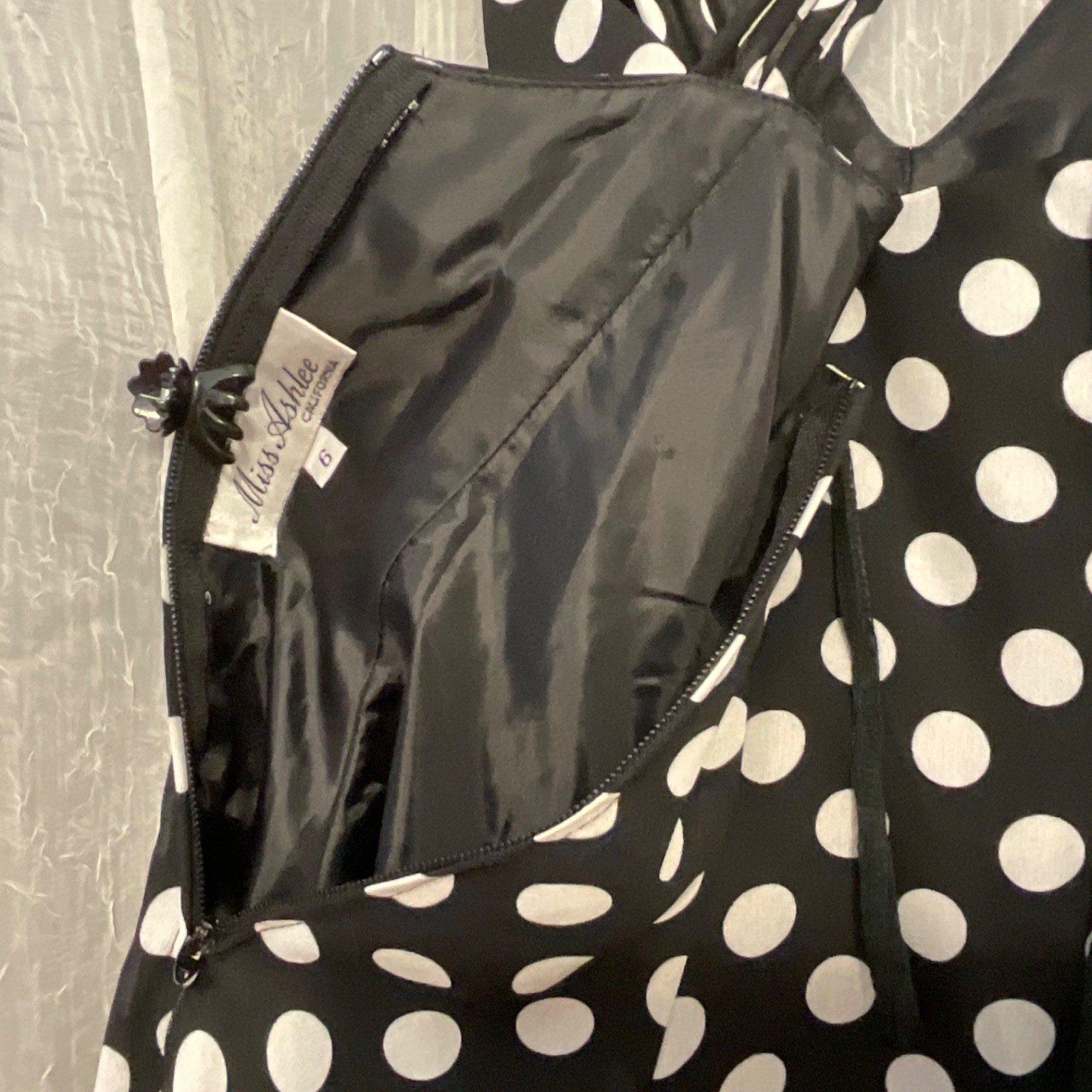 Vintage Rockabilly 70’s Swing Style Polka Dot Flare Dress