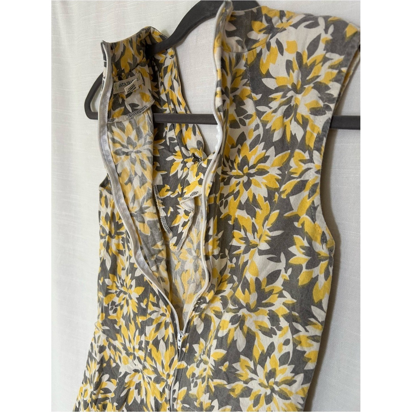 Vintage Circa 2000’s Anthropologie Sleeveless Floral Peplum Top in 100% Cotton