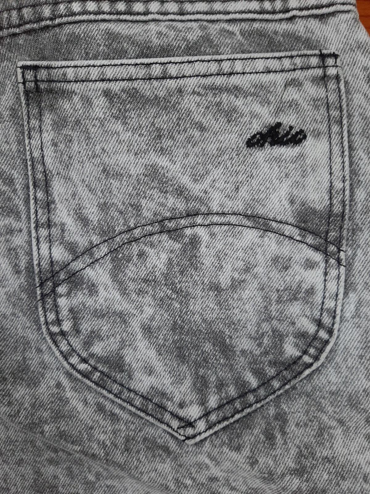 Vintage 80s 90s Jeans High Rise Waist Acid Wash Black Tapered Leg CHIC 12 Tall