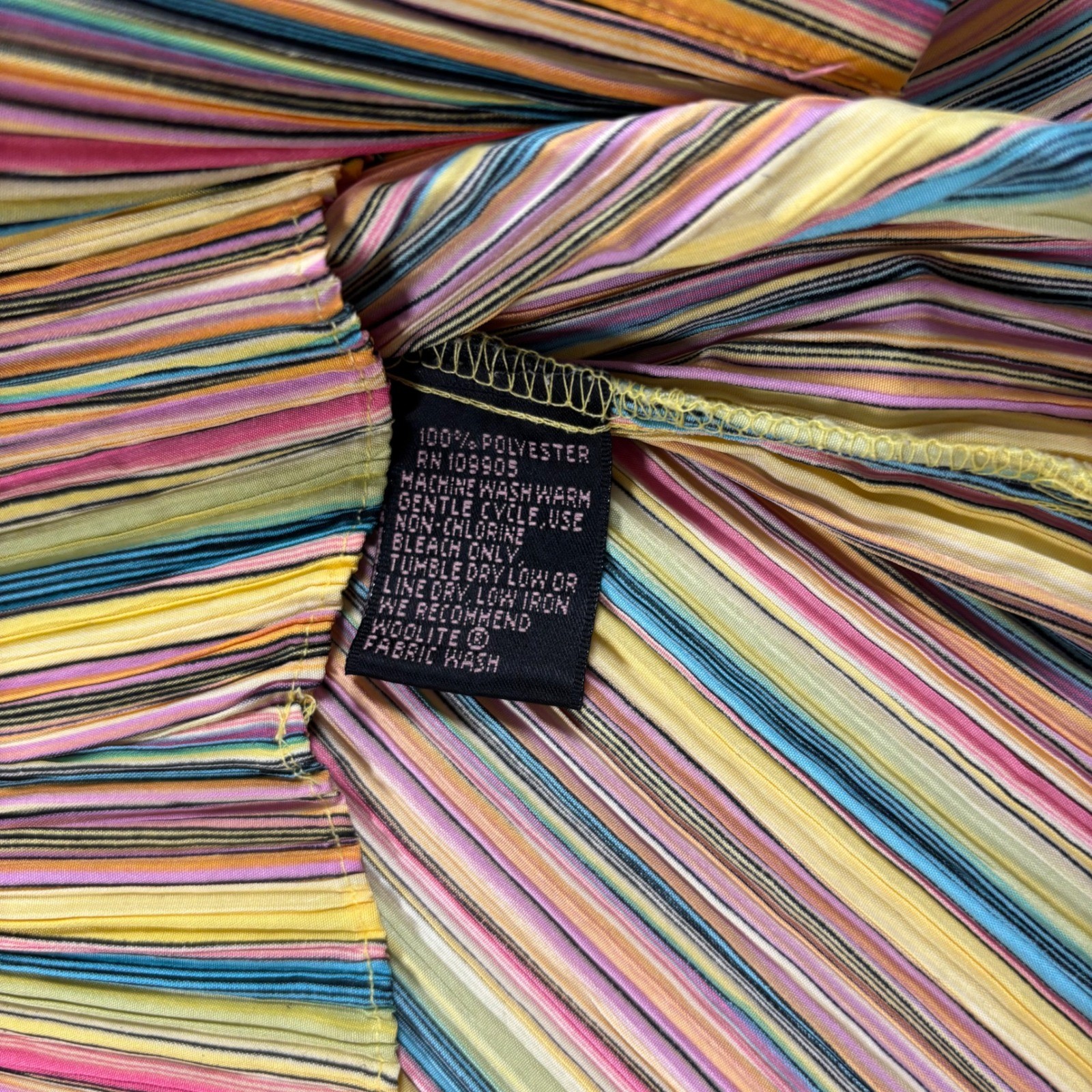 vintage 00s milano button up collared blouse candy stripe hippie 70s retro artsy