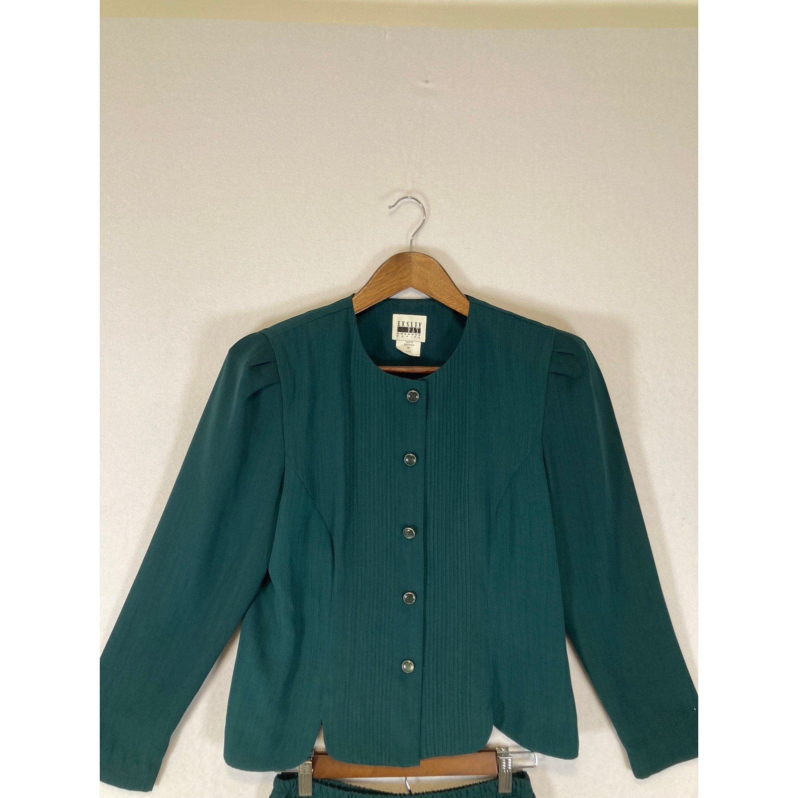 Vintage Leslie Fay Women 6P Green Pleated Skirt Jacket Two Piece Suit Set R223