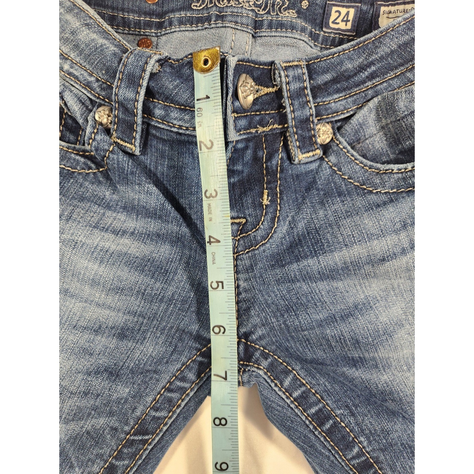 Miss Me Signature Rise Boot Jean Floral Rhinestone Embroidered Pocket Sz 24 Y2K