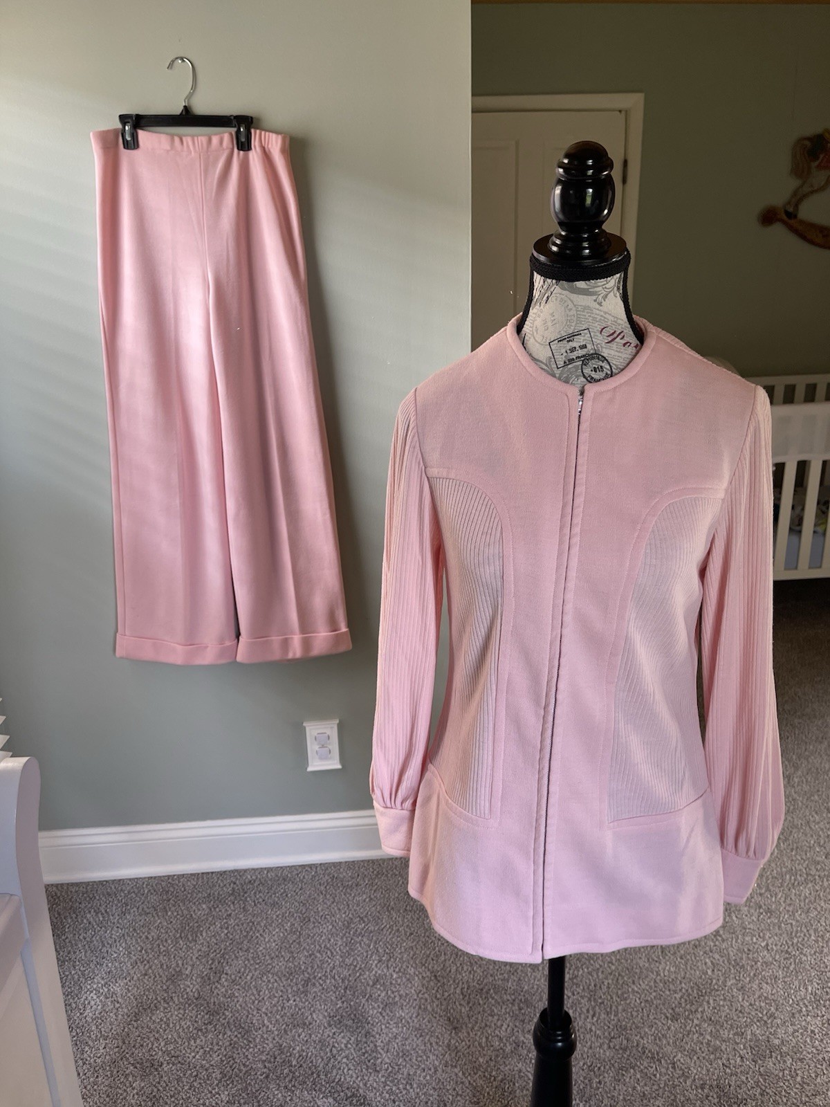 1970s or 80s The Kollection Pink Bell Bottom Comfy Casual Women’s 2pc. Suit