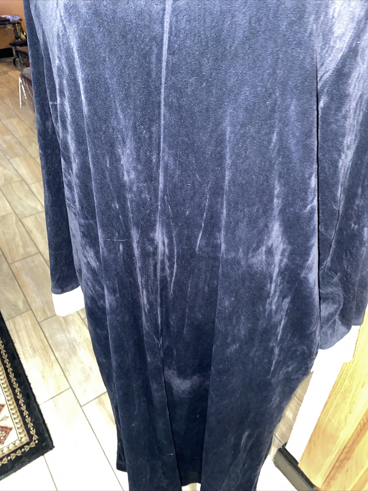 VTG Georgette Trabolsi BLOOMINGDALES BLACK Velvet ROBE Size S/M BRCN