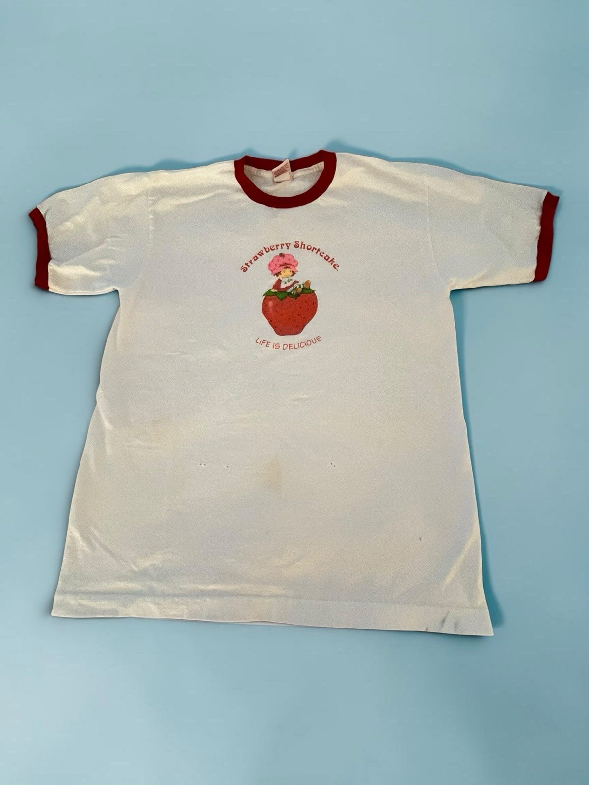 VNTG Single Stitch Strawberry Shortcake Ringer T-shirt 2003 Y2K Novelty