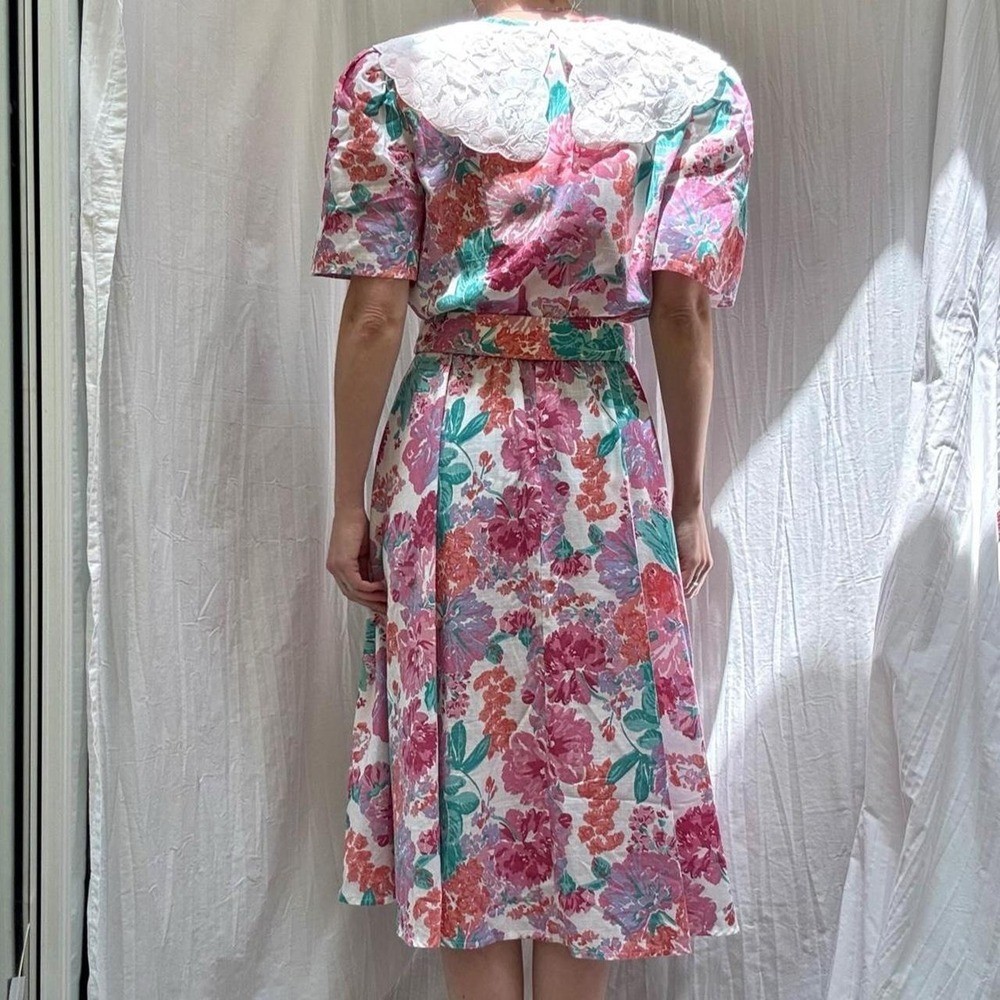 Pink, blue and white floral dress white lace collar belt VTG 80s Leslie Fay M