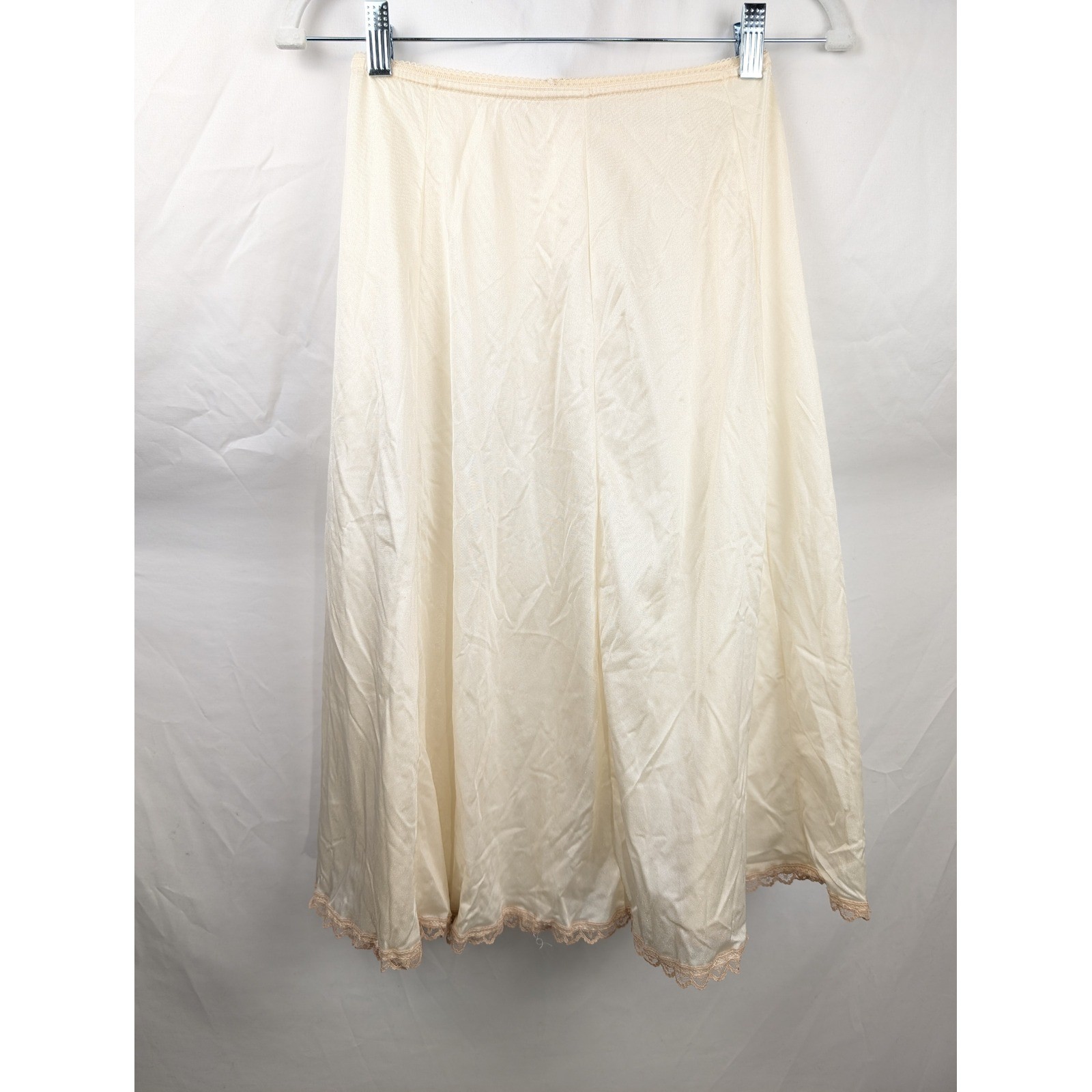 Vintage 80s Lace Trim Half Slip 26″ Skirt Size S Cream Ivory Elastic Waist Retro