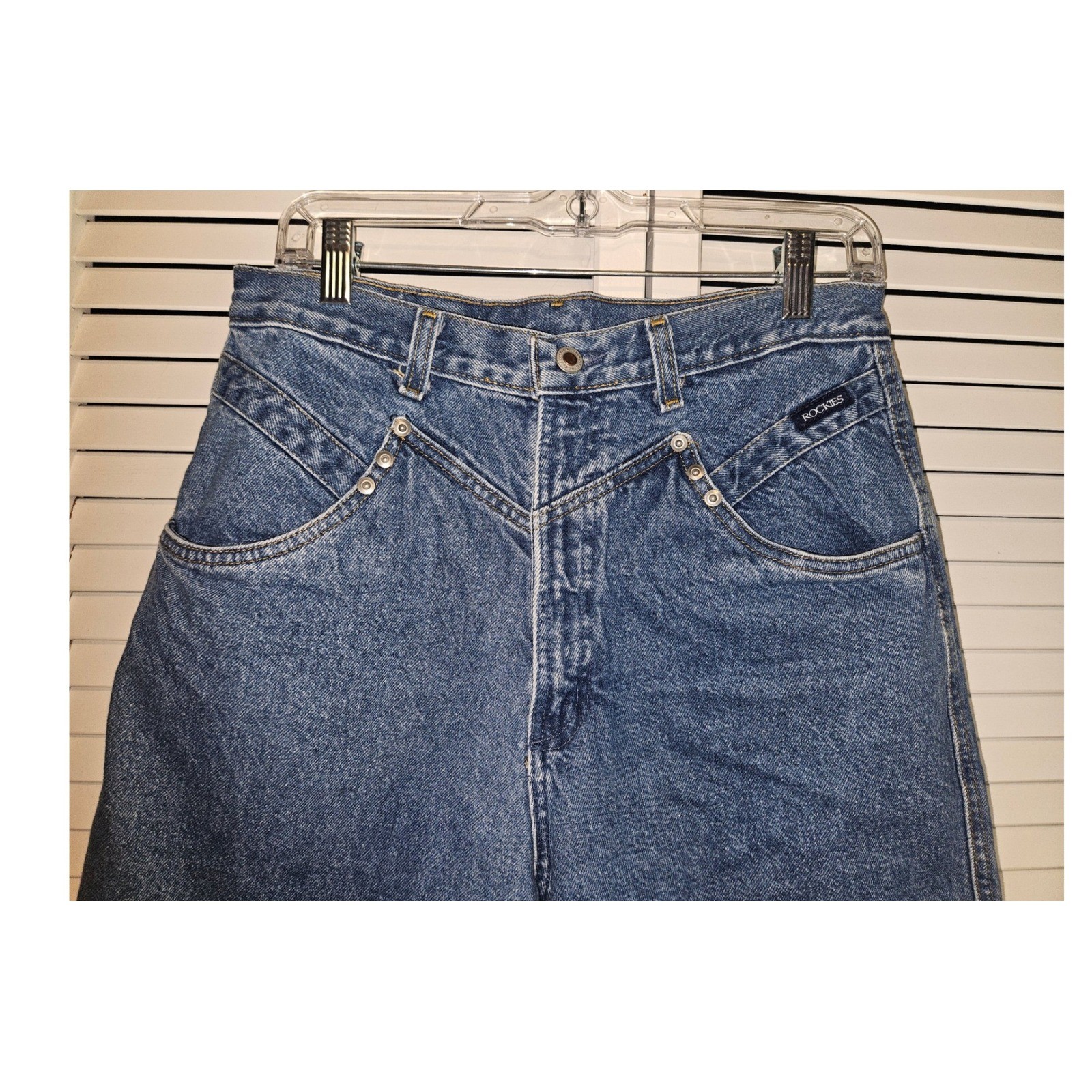 Vintage Rockies Western Jeans High Waisted Studded Tapered Leg Blue Denim 33/15